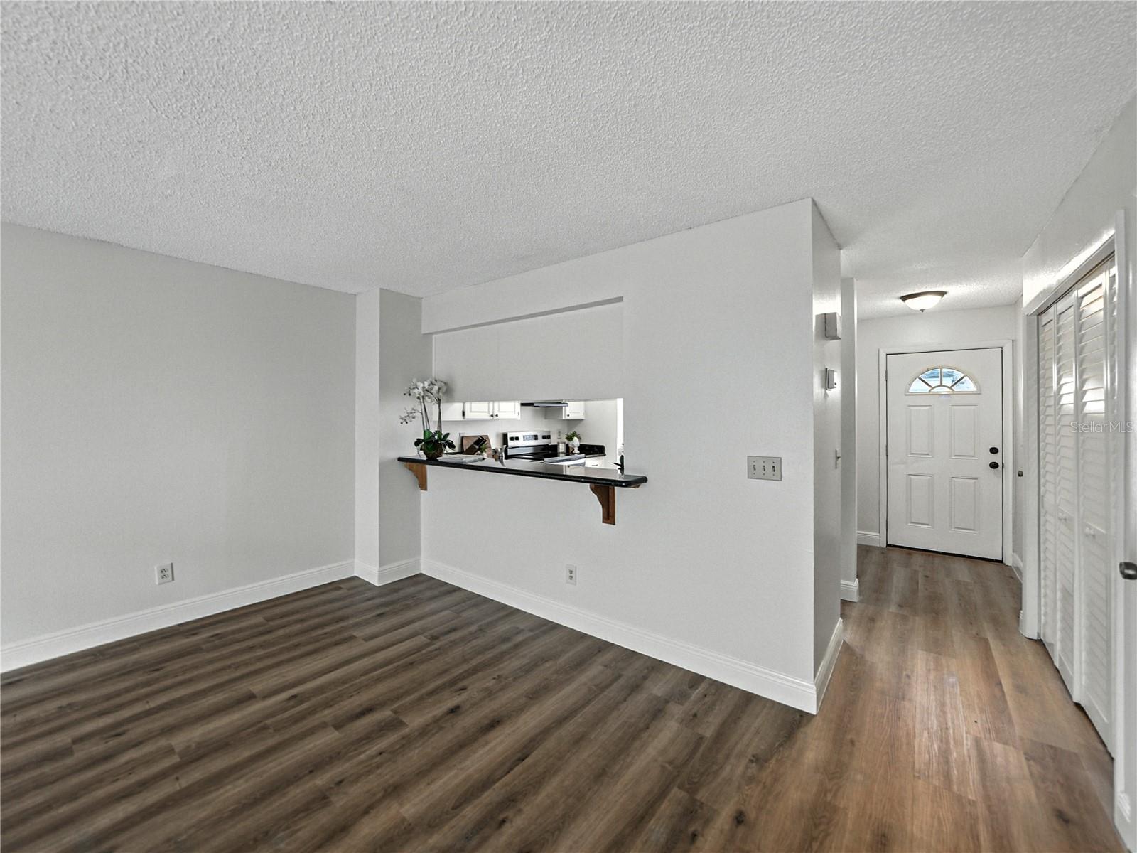 1816 MILL RUN CIR, TAMPA, FL, 33613