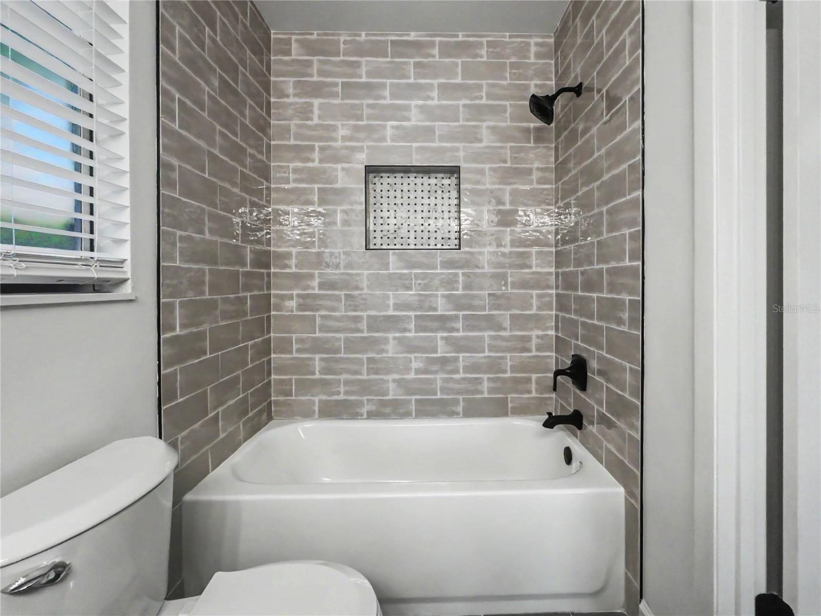 150 BROOKSIDE LN, PALM COAST, FL, 32137