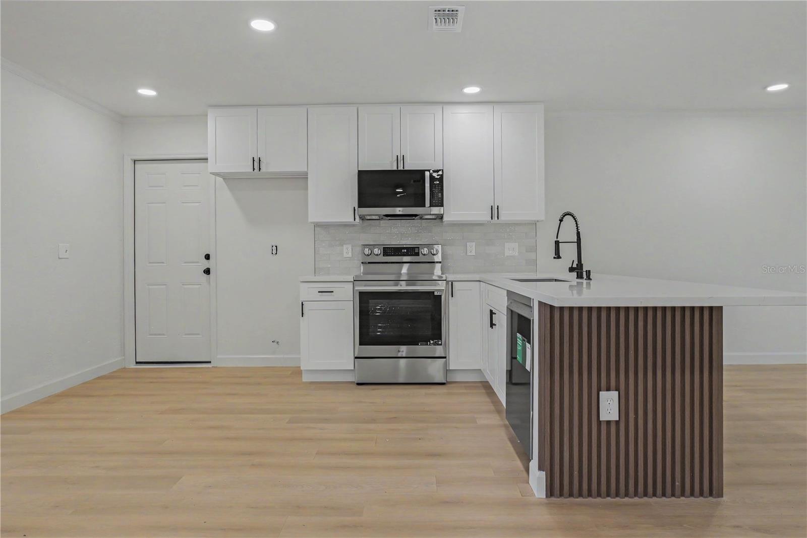 150 BROOKSIDE LN, PALM COAST, FL, 32137