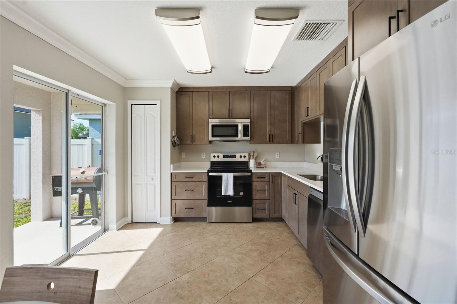 7323 LUMBER PORT DR, RUSKIN, FL, 33573