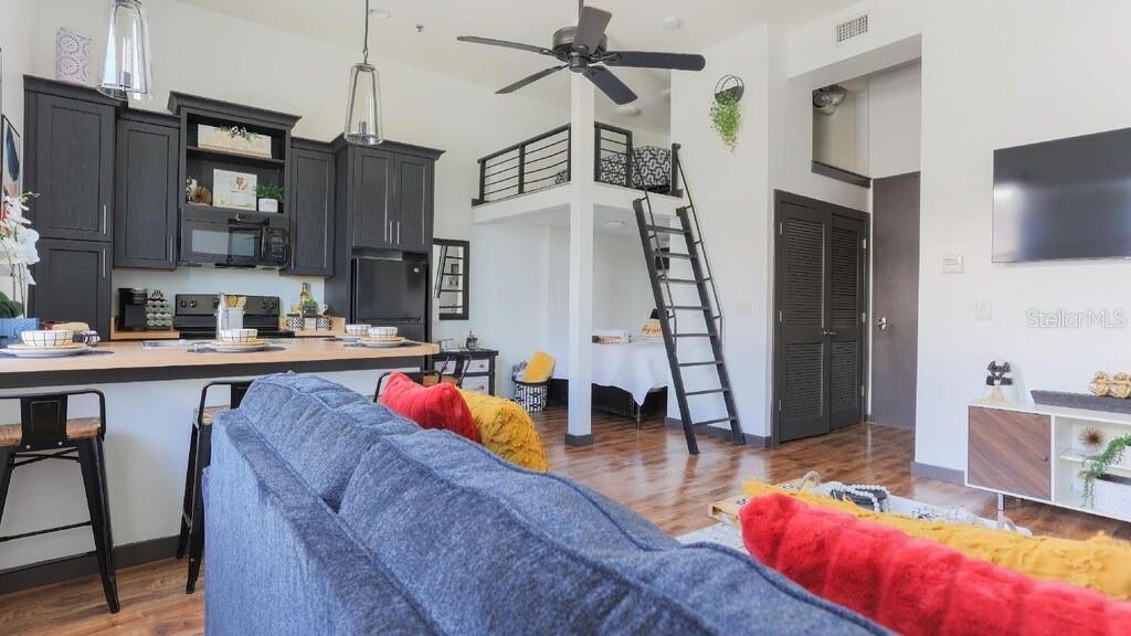 2004 N HOWARD AVE #204, TAMPA, FL, 33607