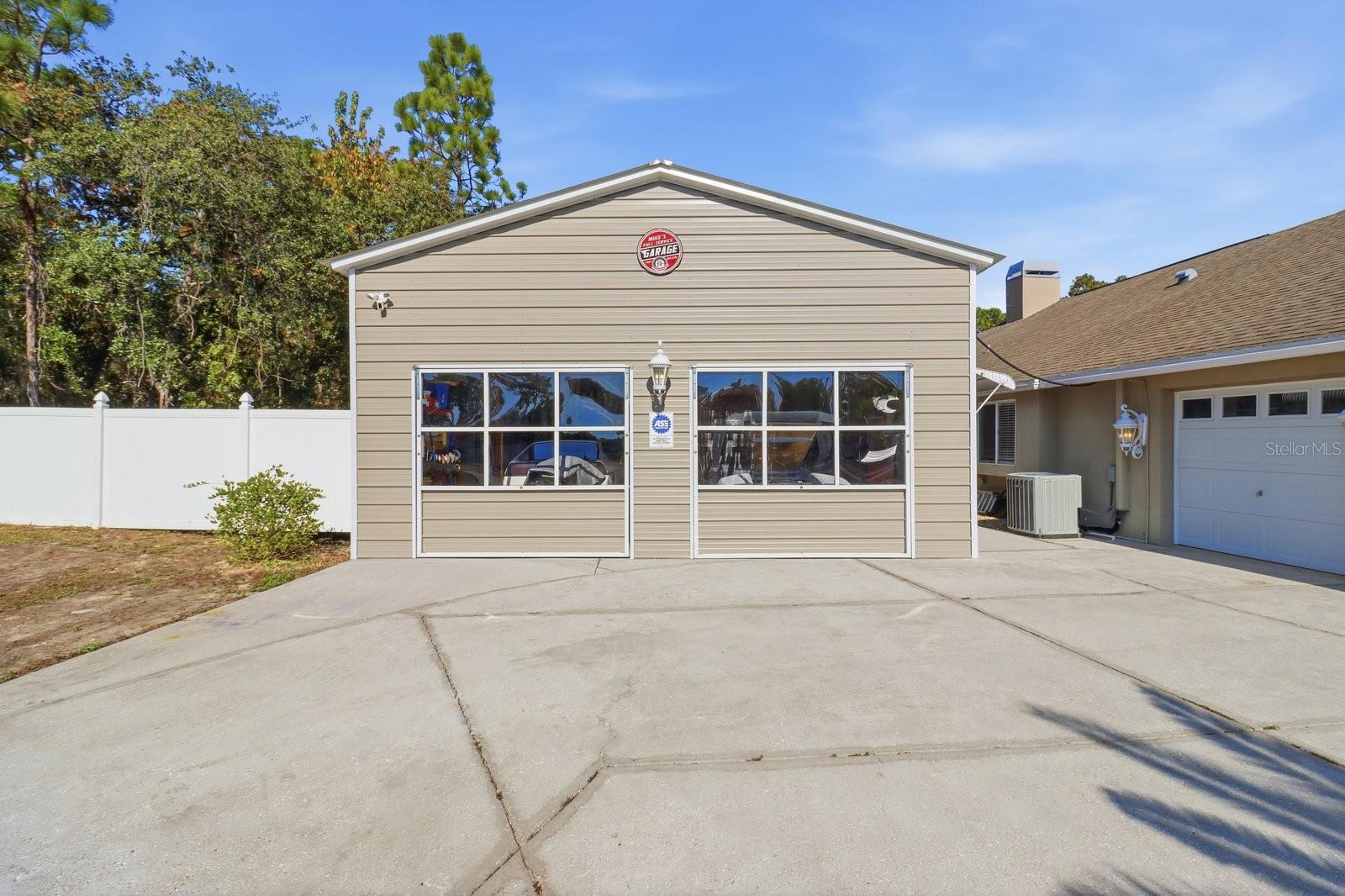 11113 FLATWOOD AVE, WEEKI WACHEE, FL, 34613