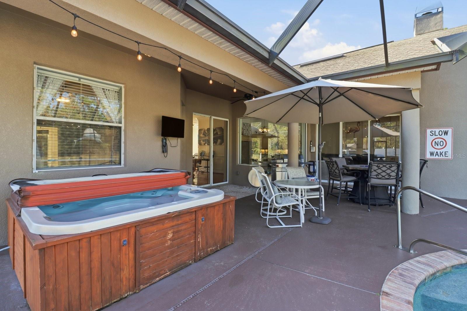 11113 FLATWOOD AVE, WEEKI WACHEE, FL, 34613