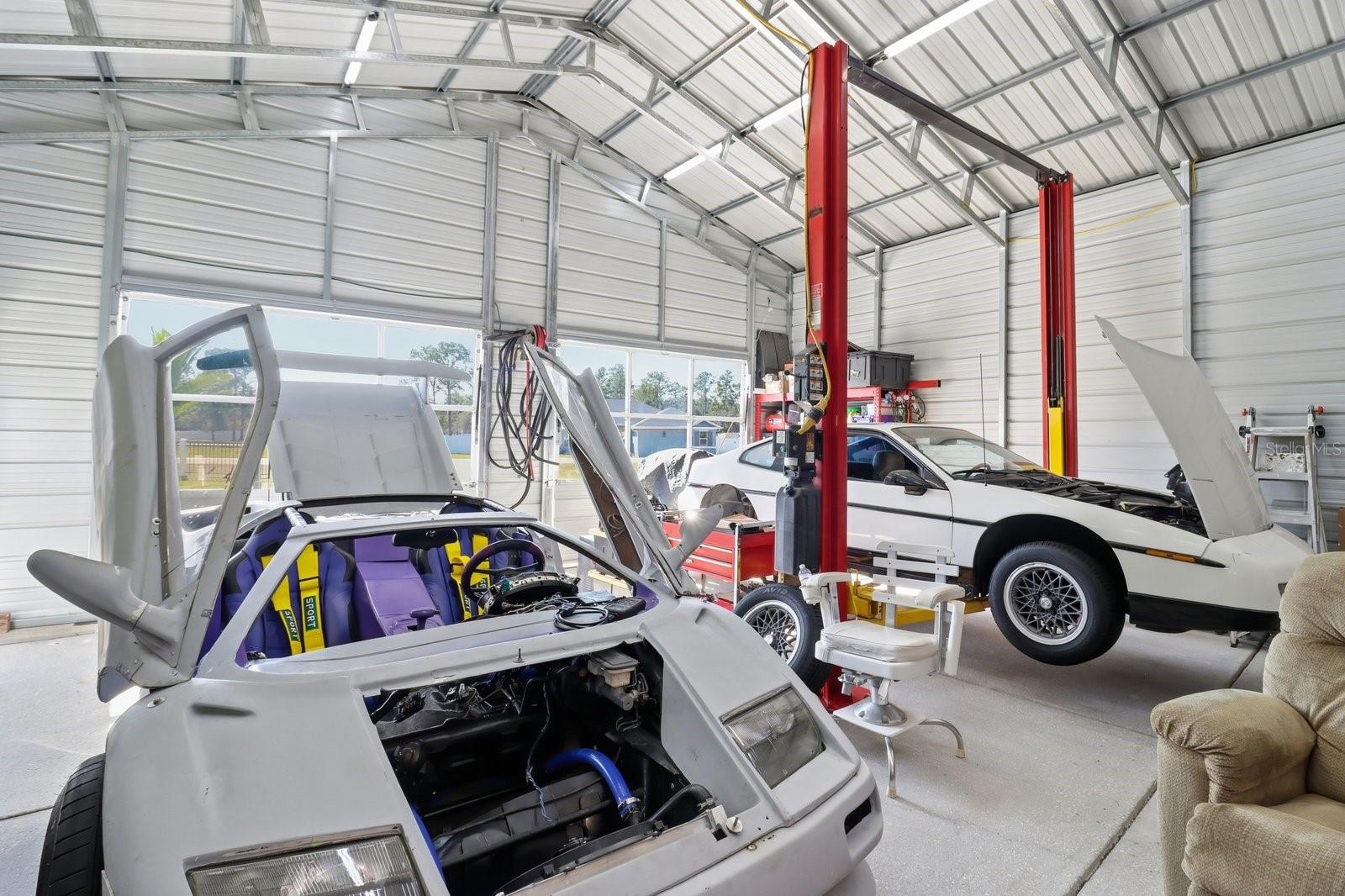 11113 FLATWOOD AVE, WEEKI WACHEE, FL, 34613