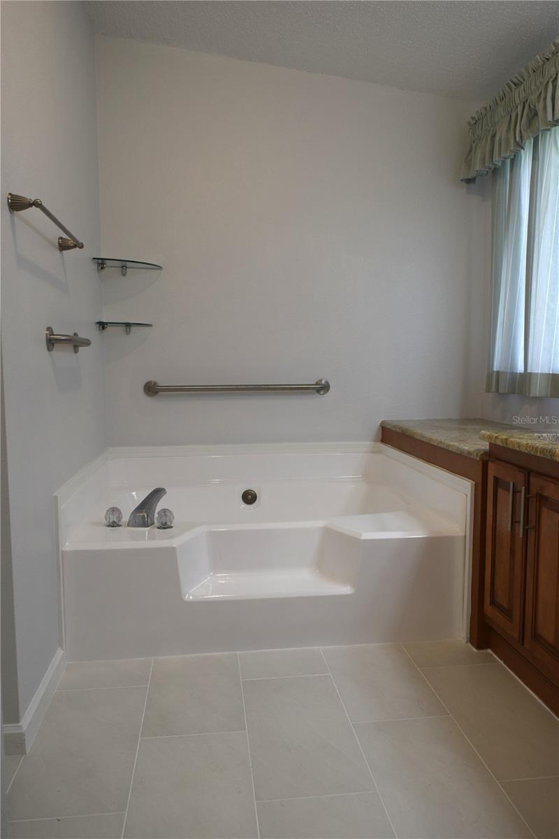 710 CORTEZ AVE, THE VILLAGES, FL, 32159