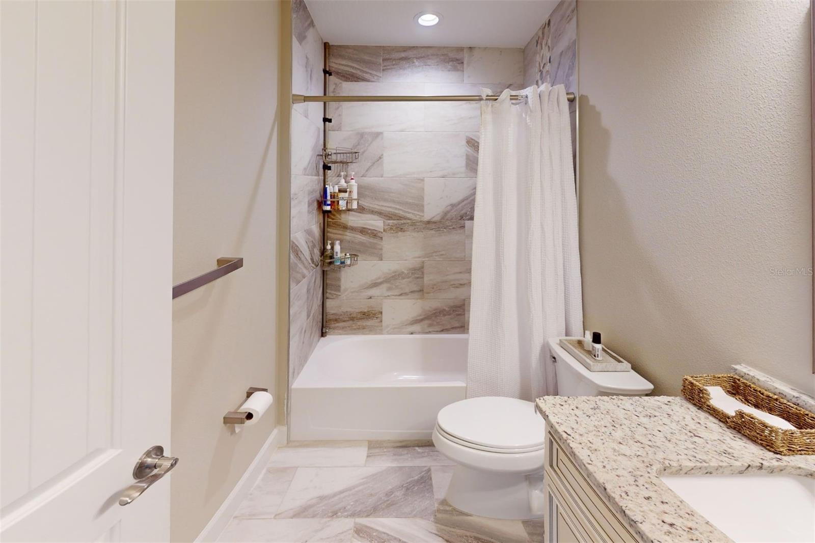 729 CRESTVIEW CIR NW, PORT CHARLOTTE, FL, 33948