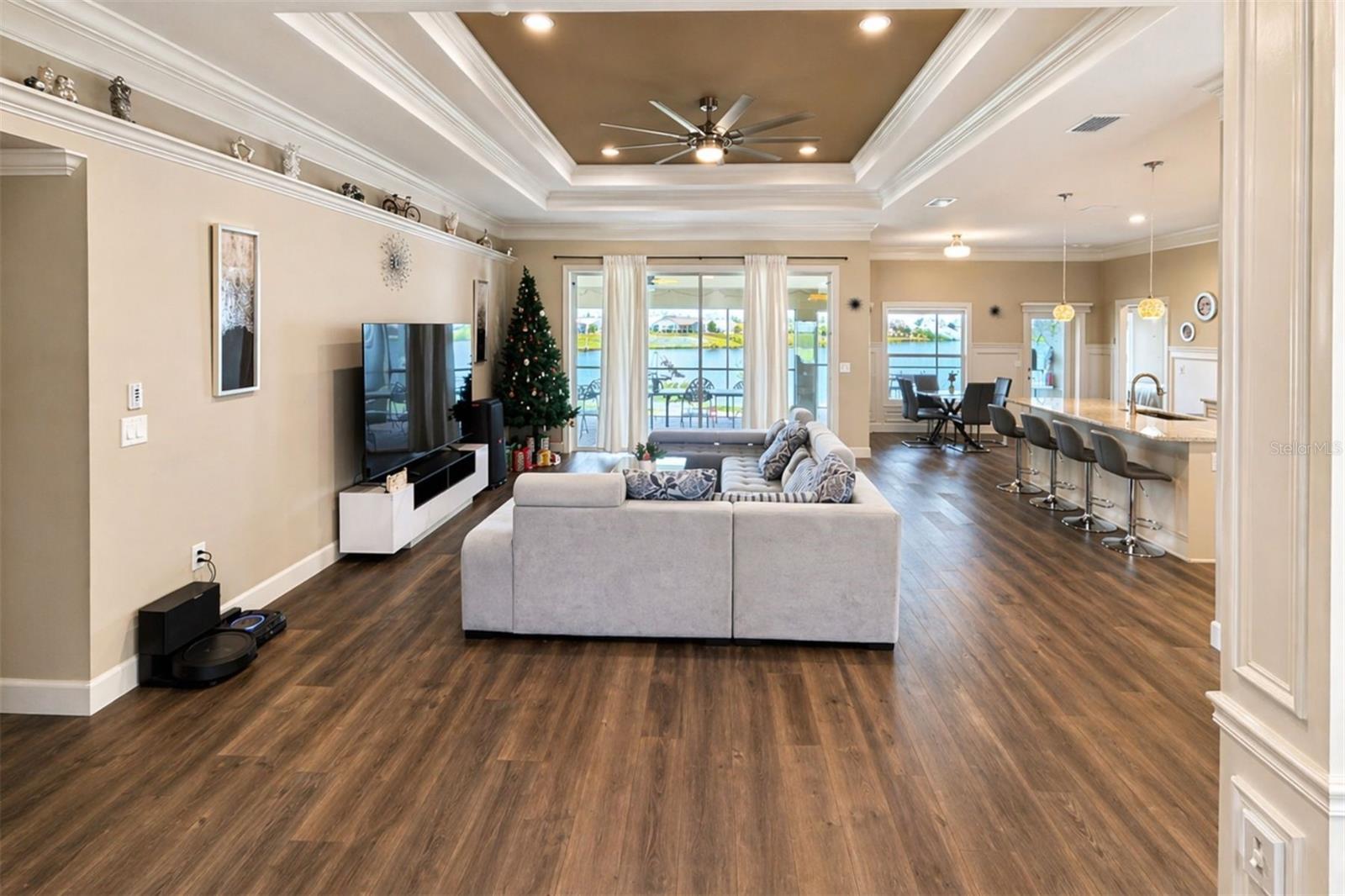 729 CRESTVIEW CIR NW, PORT CHARLOTTE, FL, 33948