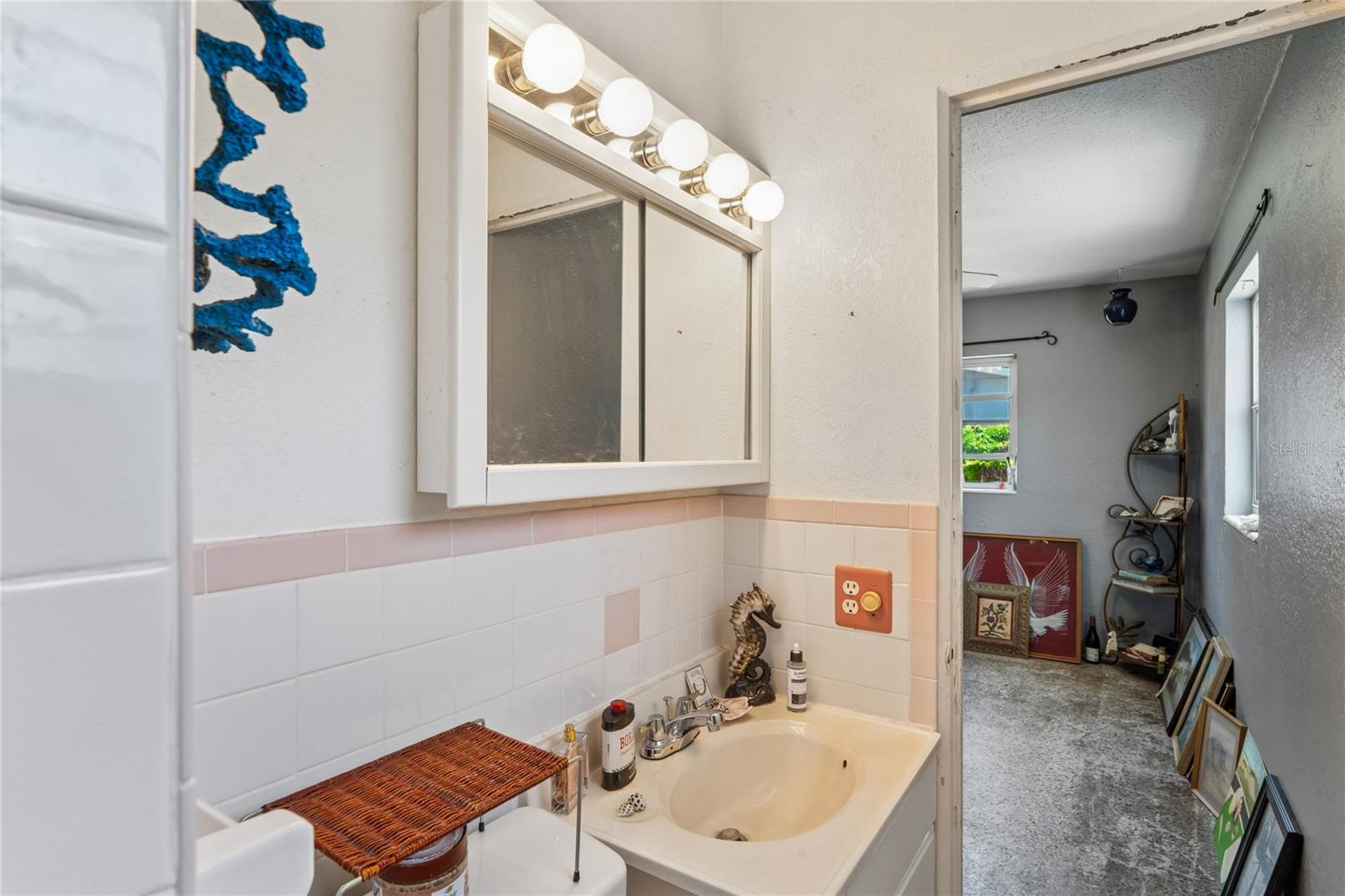 348 LEWIS BLVD SE, ST PETERSBURG, FL, 33705