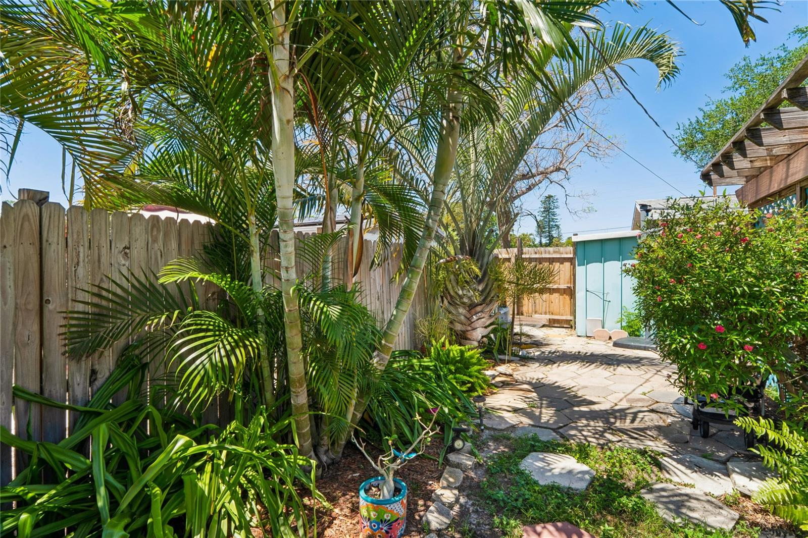 348 LEWIS BLVD SE, ST PETERSBURG, FL, 33705