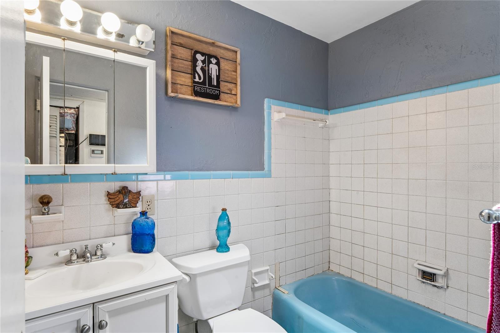 348 LEWIS BLVD SE, ST PETERSBURG, FL, 33705