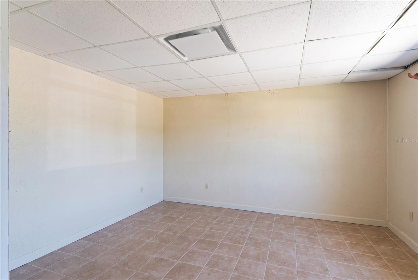 348 LEWIS BLVD SE, ST PETERSBURG, FL, 33705