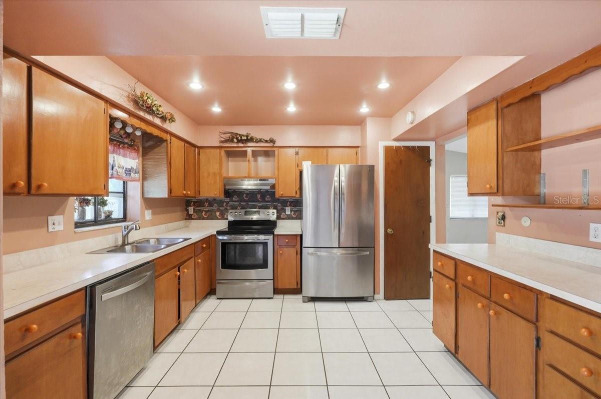 842 ROCKINGHAM RD, LAKELAND, FL, 33809