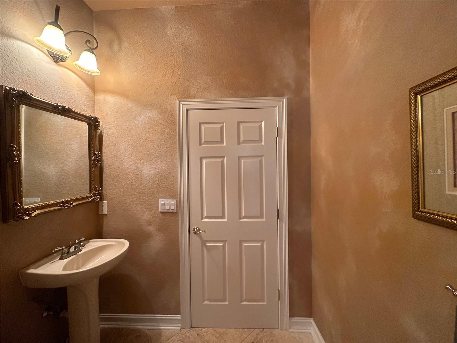 110 PORTOFINO DR, NORTH VENICE, FL, 34275