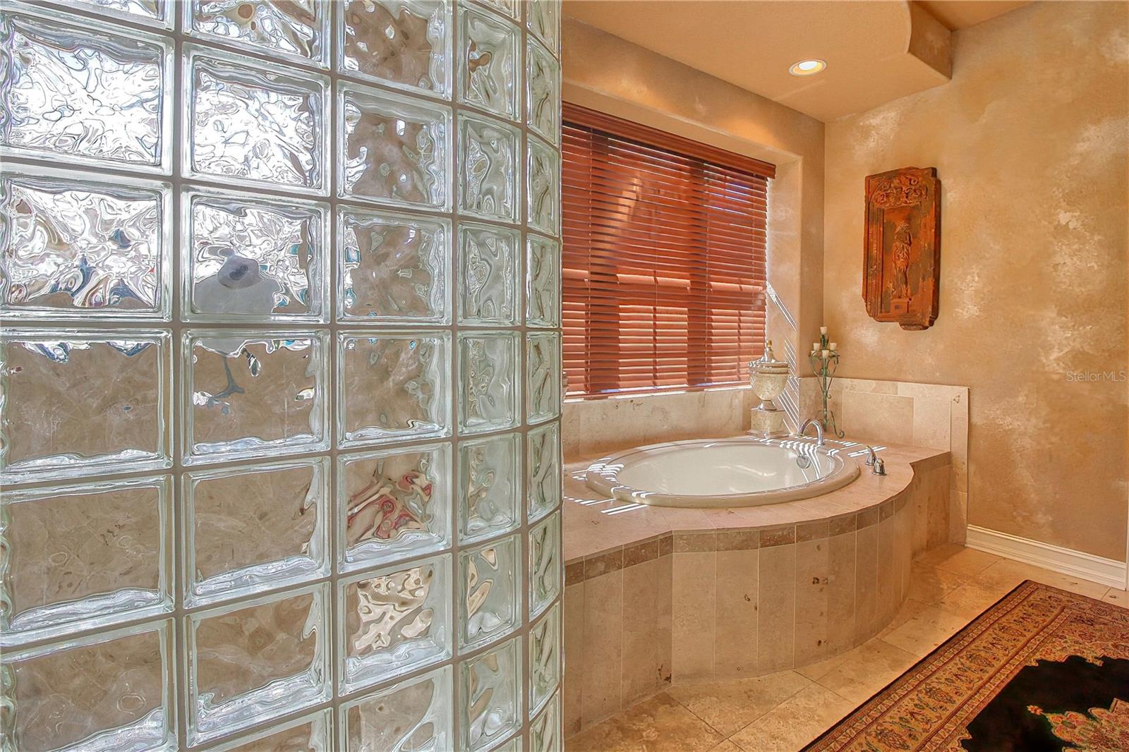 110 PORTOFINO DR, NORTH VENICE, FL, 34275