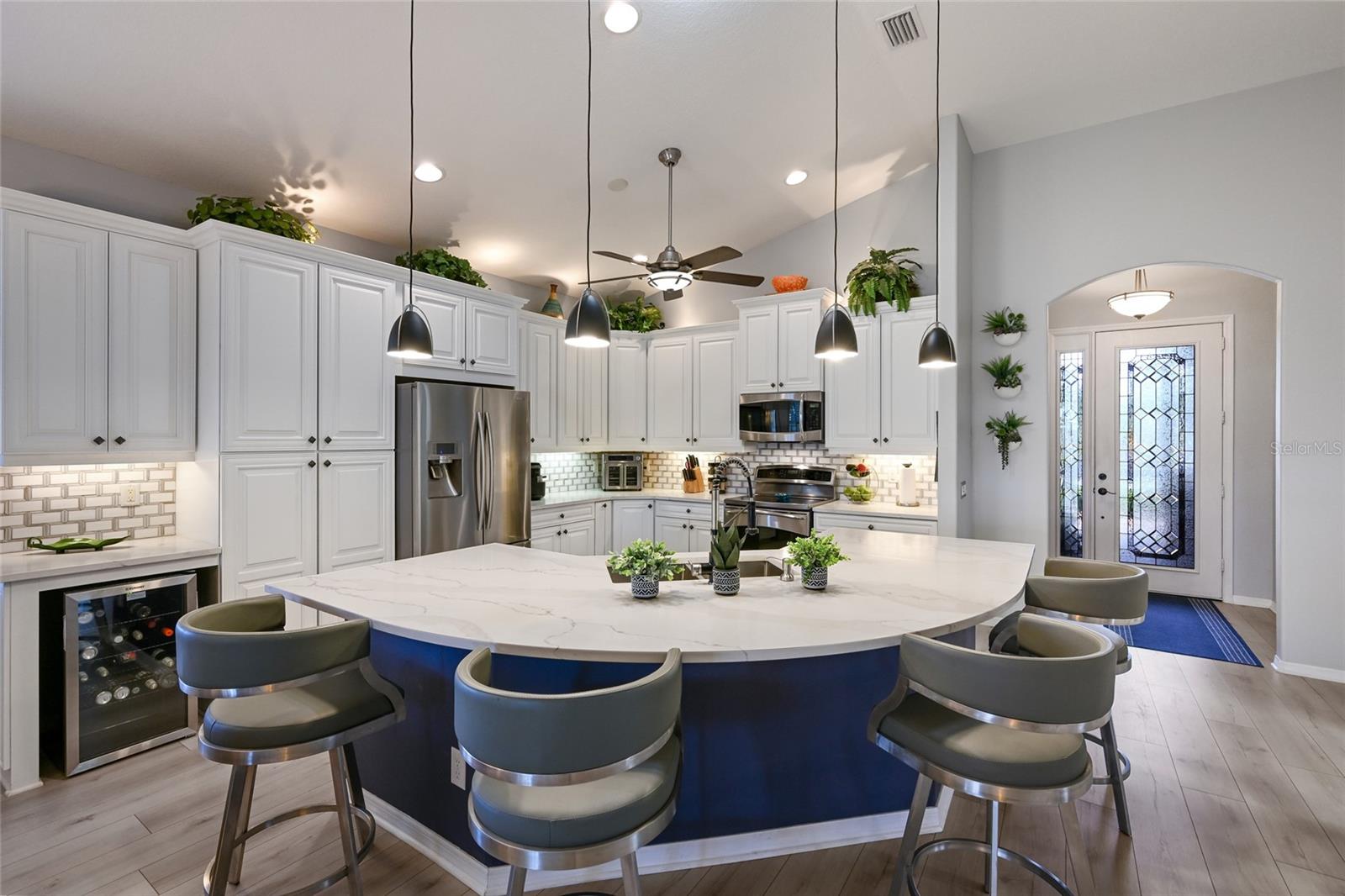 6702 41ST STREET CIR E, SARASOTA, FL, 34243