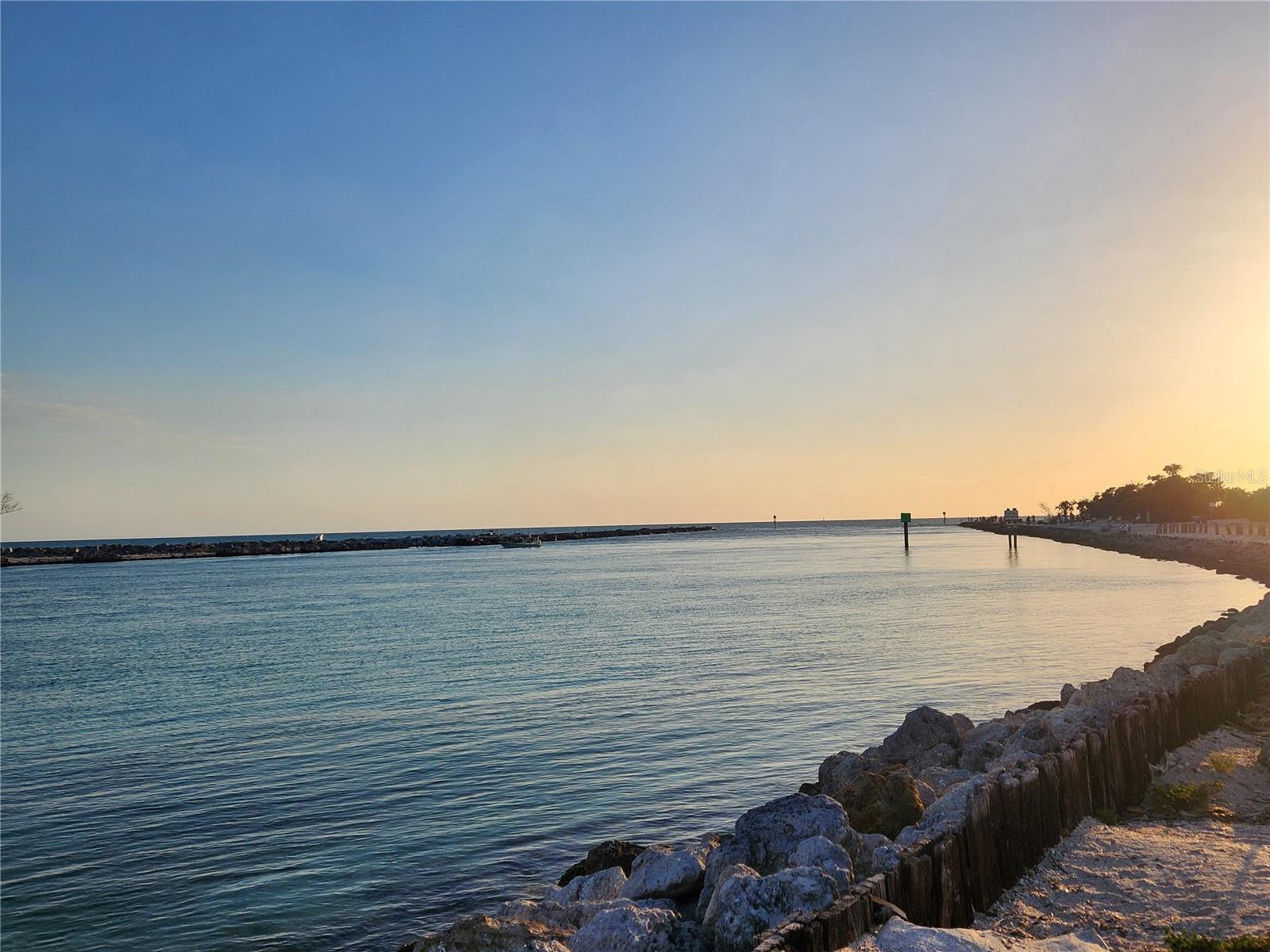 100 CIRCUIT RD #S127, NOKOMIS, FL, 34275