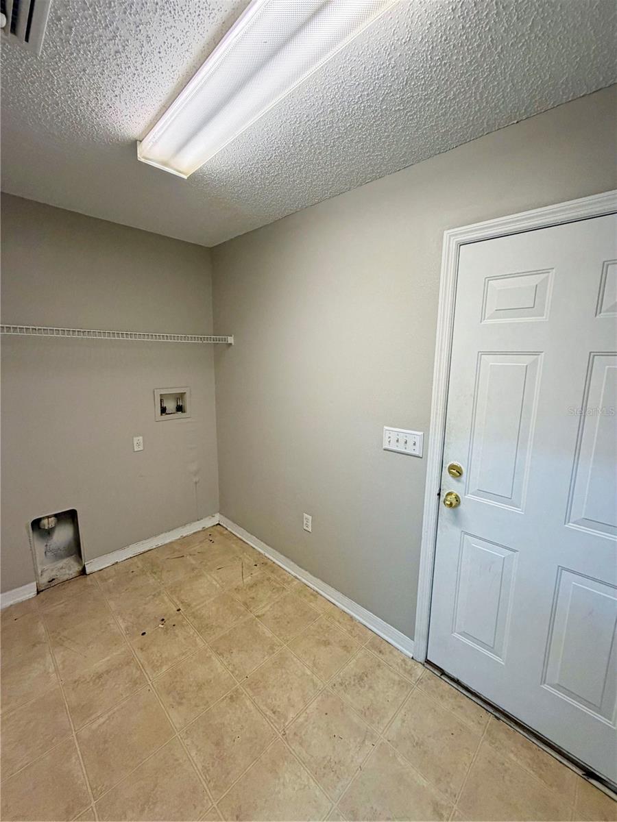 7 POINSETTIA LN, PALM COAST, FL, 32164