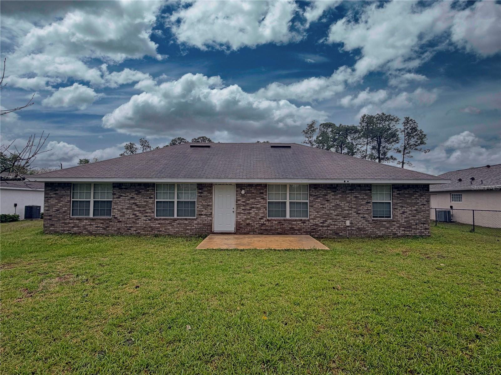 7 POINSETTIA LN, PALM COAST, FL, 32164