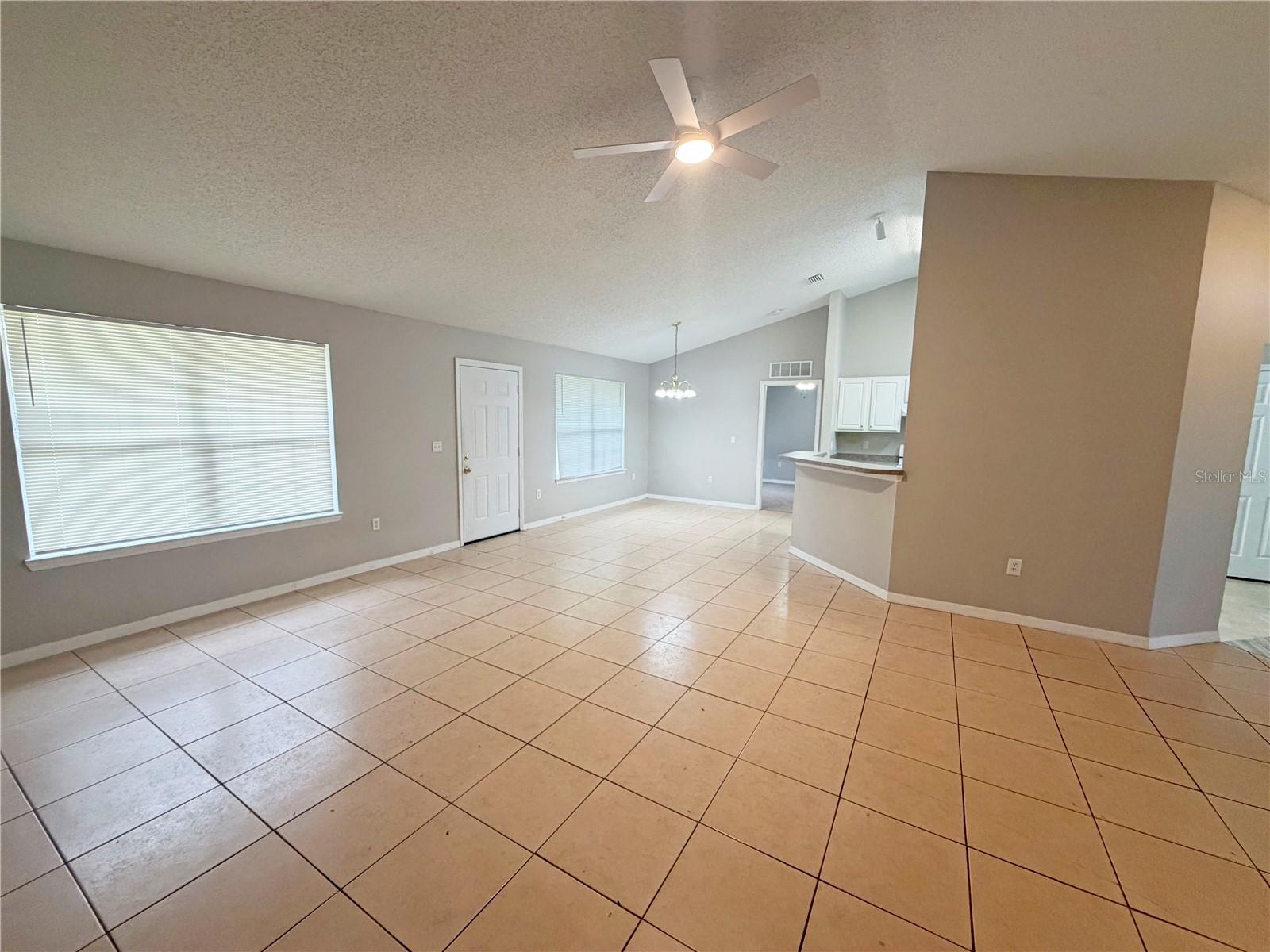 7 POINSETTIA LN, PALM COAST, FL, 32164