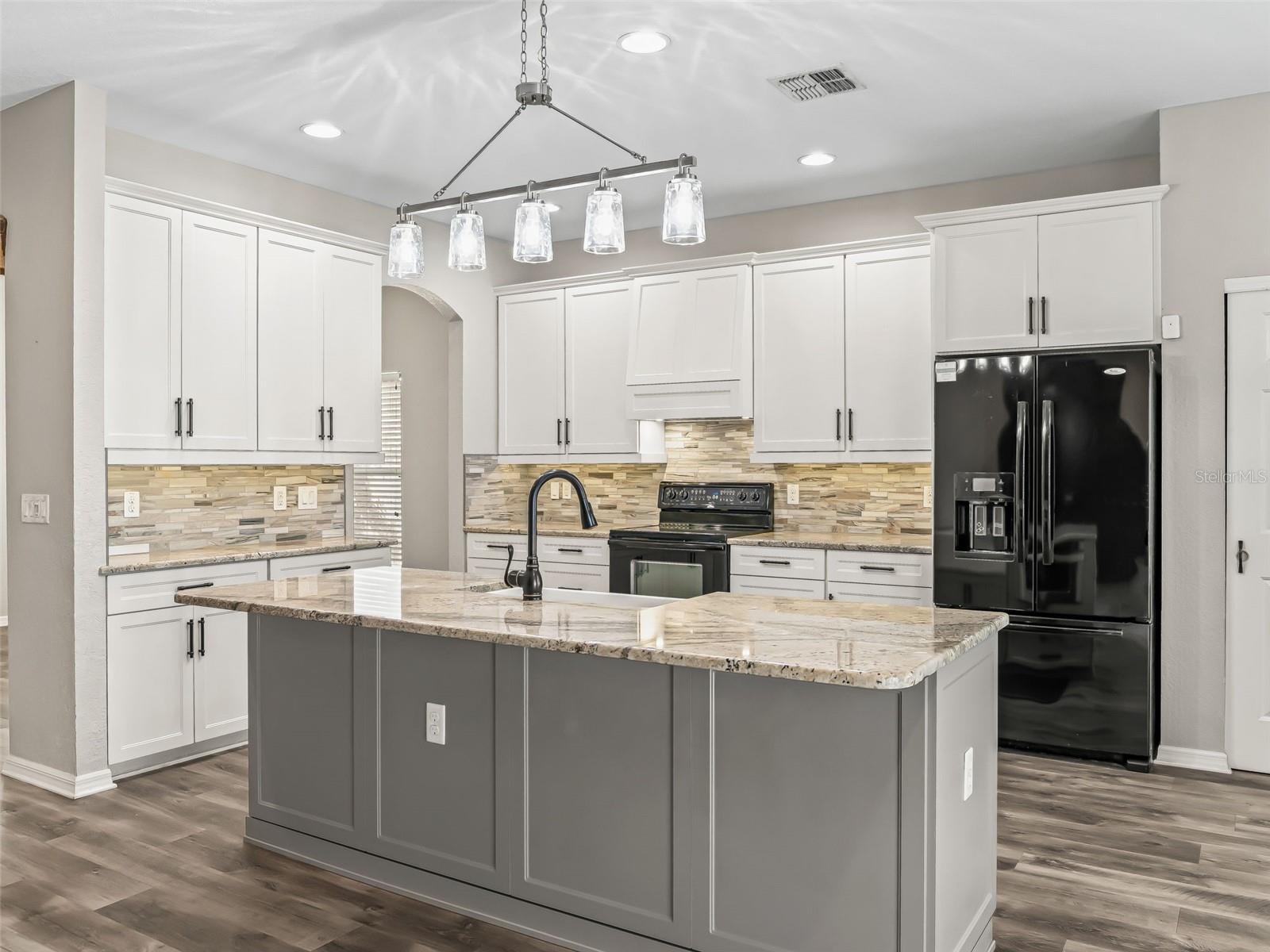 4942 NE 123RD LN, OXFORD, FL, 34484