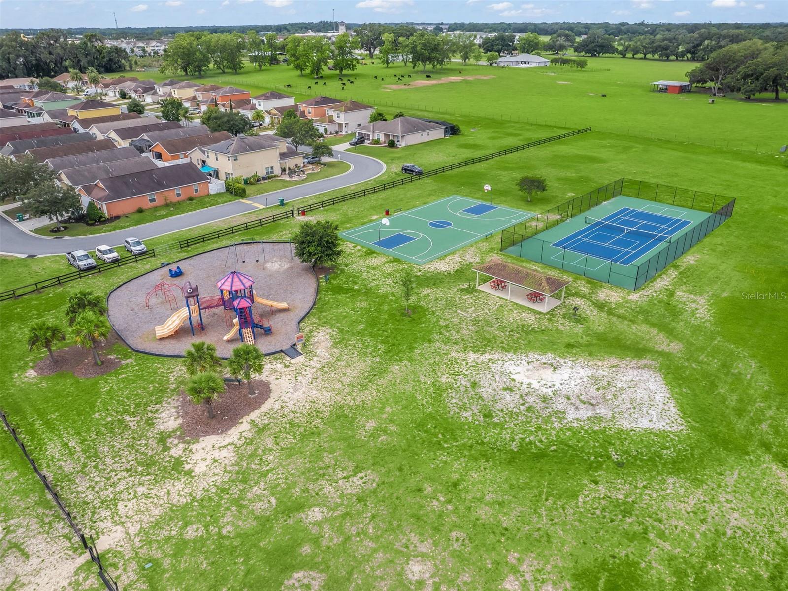 4942 NE 123RD LN, OXFORD, FL, 34484