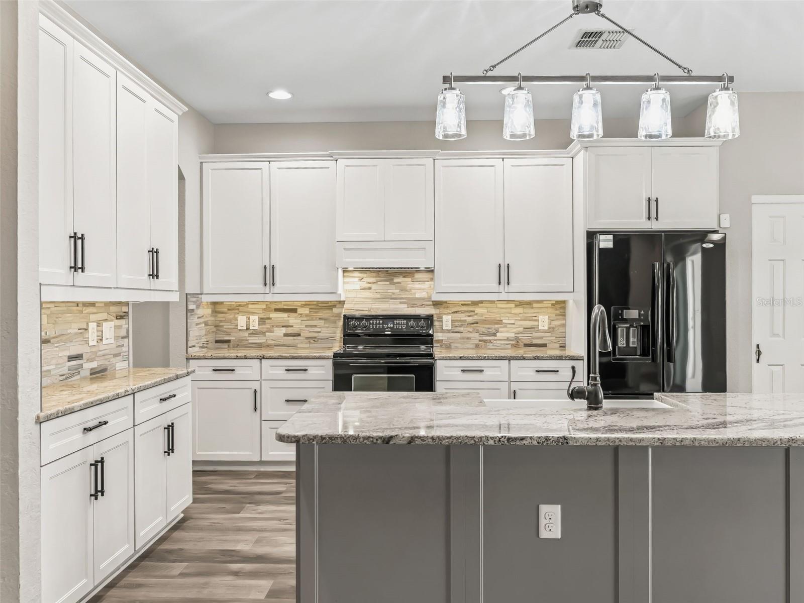 4942 NE 123RD LN, OXFORD, FL, 34484