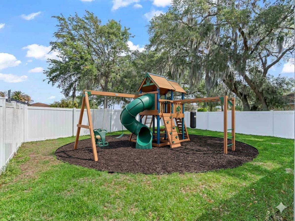 4942 NE 123RD LN, OXFORD, FL, 34484