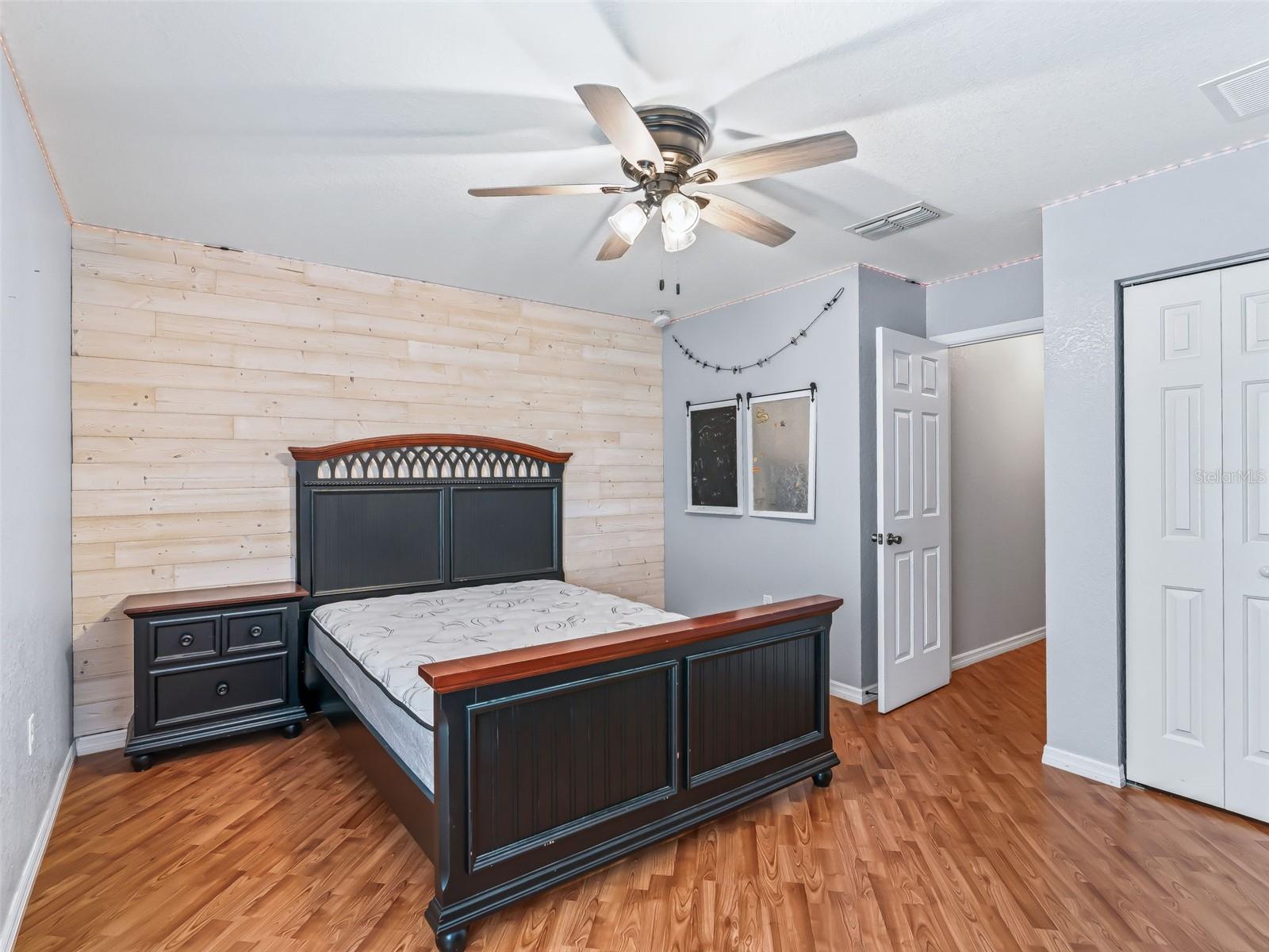 4942 NE 123RD LN, OXFORD, FL, 34484