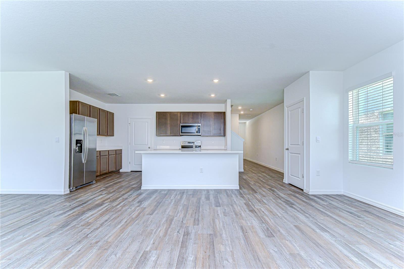 32463 WEATHERED OAK DR, WESLEY CHAPEL, FL, 33543