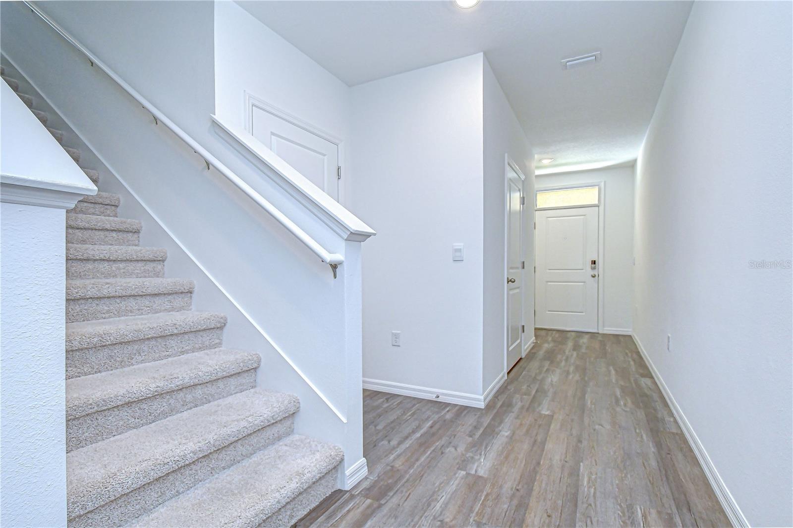 32463 WEATHERED OAK DR, WESLEY CHAPEL, FL, 33543