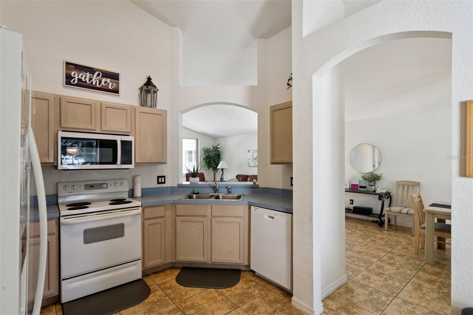 301 TROON CIR, DAVENPORT, FL, 33897