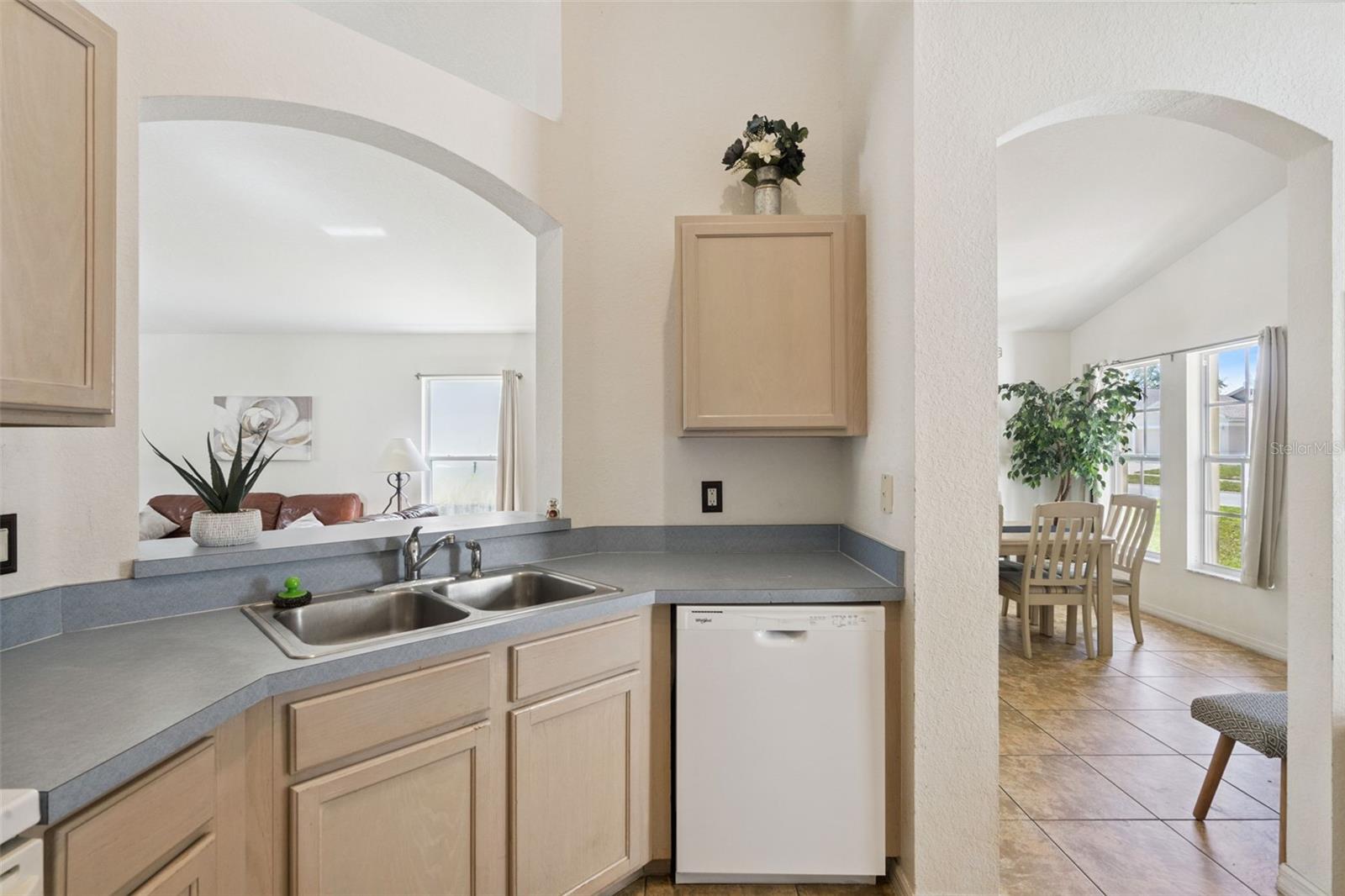 301 TROON CIR, DAVENPORT, FL, 33897