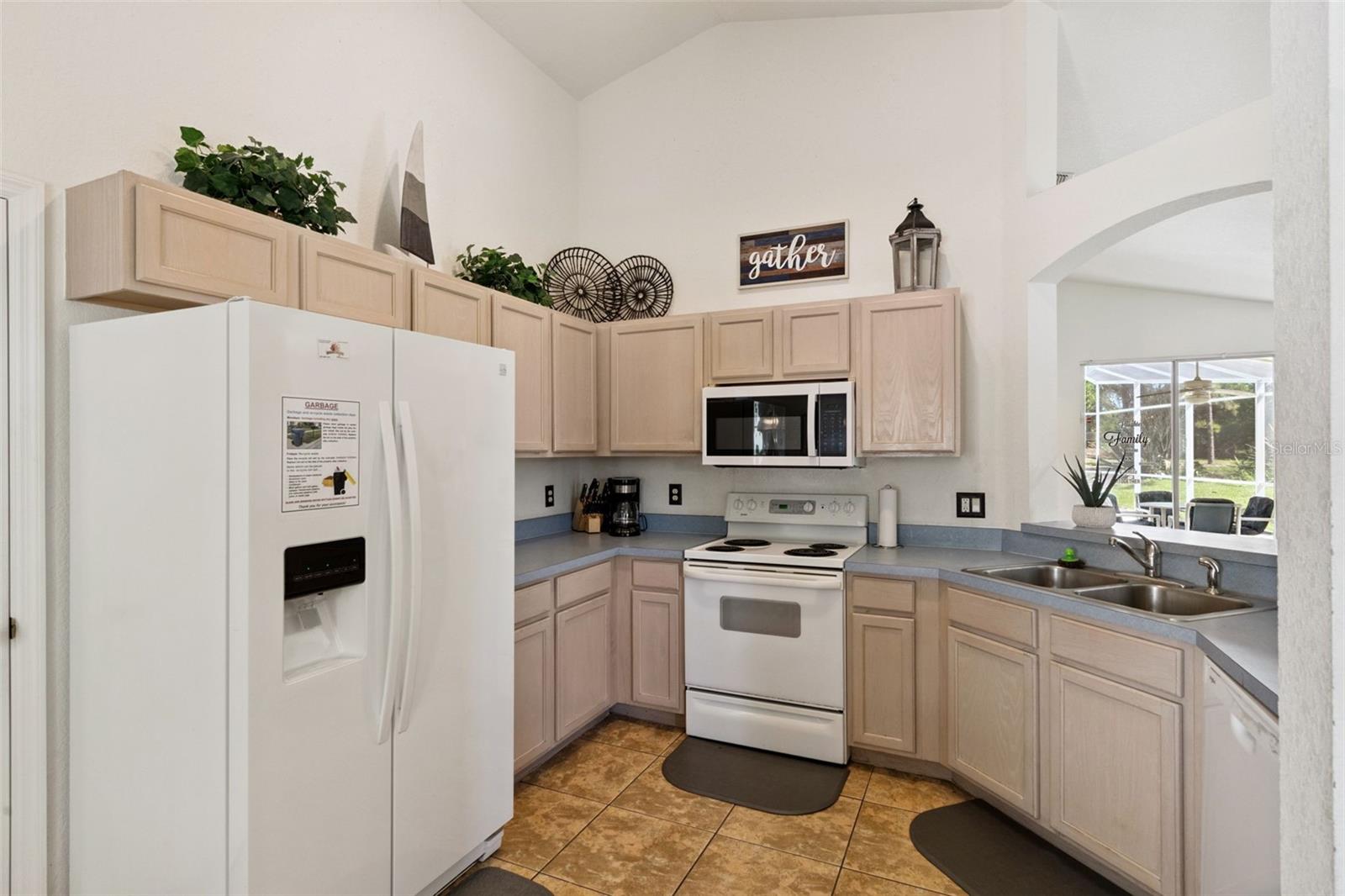 301 TROON CIR, DAVENPORT, FL, 33897