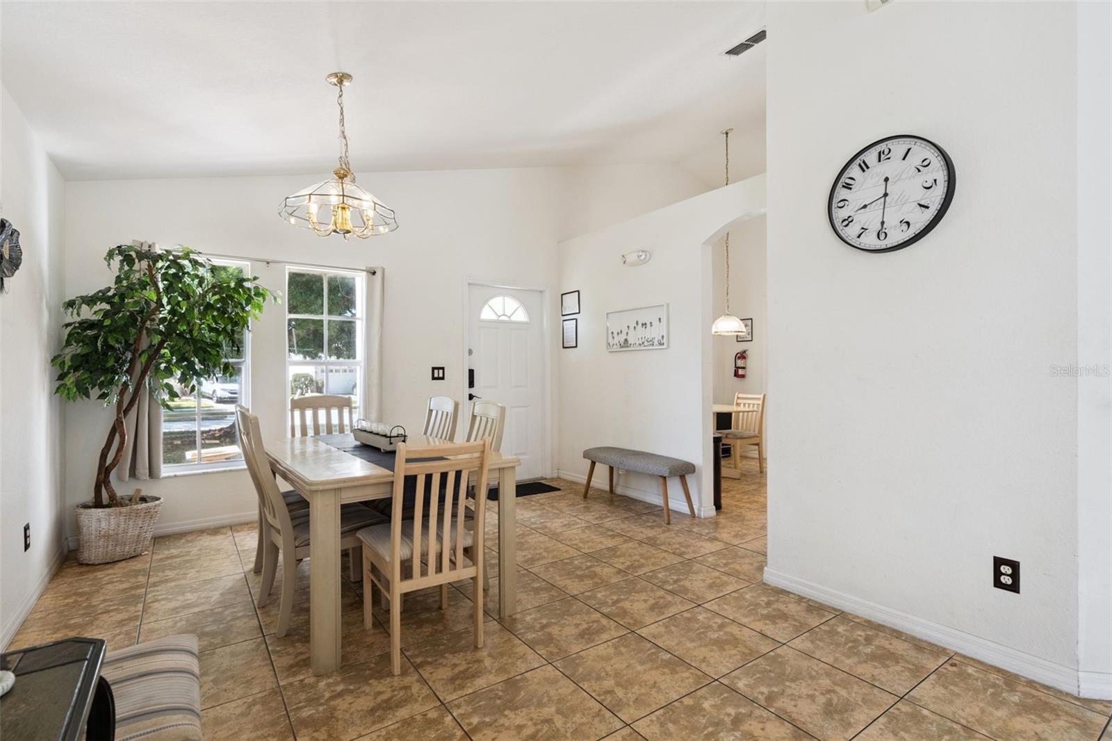 301 TROON CIR, DAVENPORT, FL, 33897