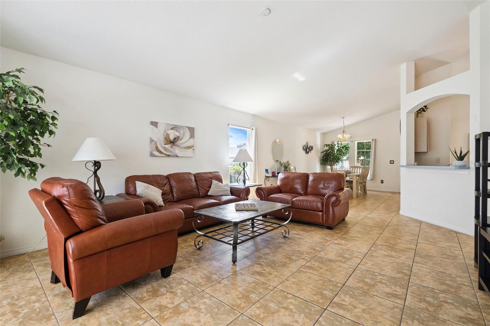 301 TROON CIR, DAVENPORT, FL, 33897