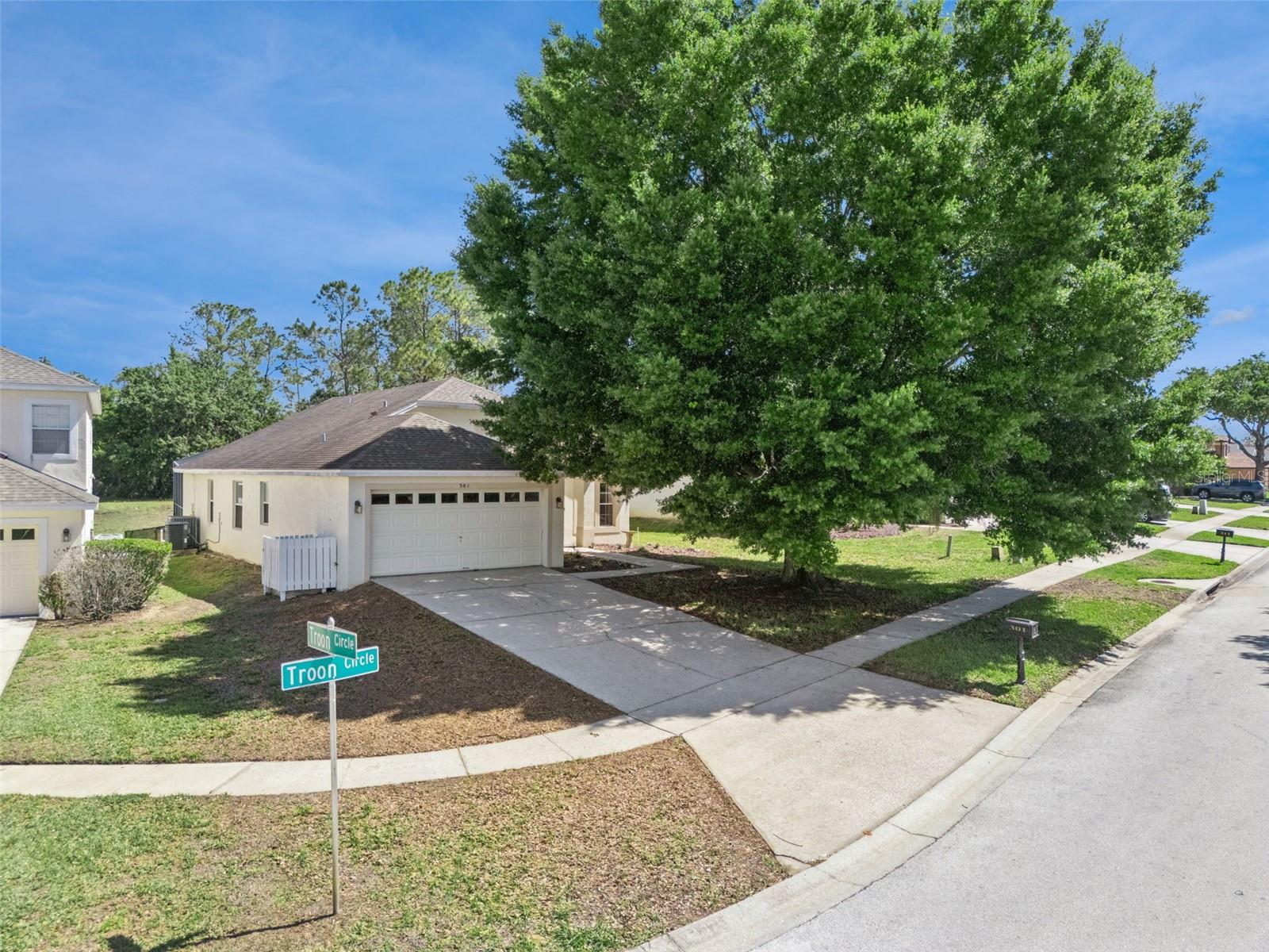 301 TROON CIR, DAVENPORT, FL, 33897