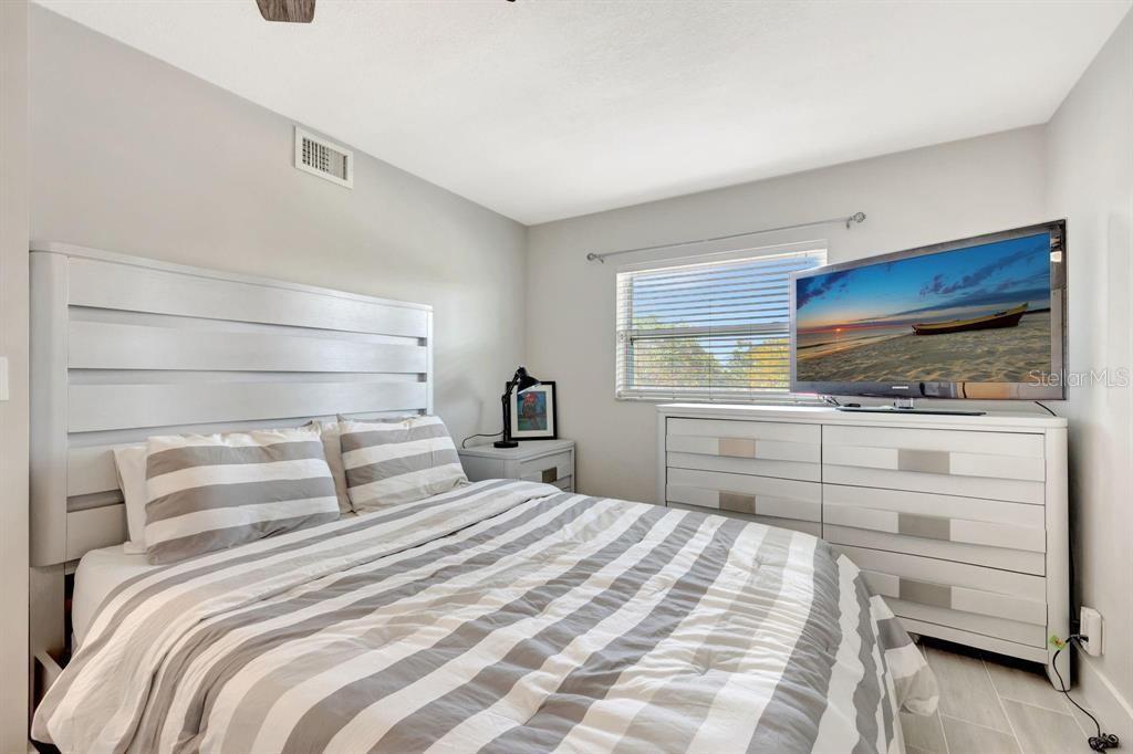 8605 W SAMPLE RD #311, CORAL SPRINGS, FL, 33065