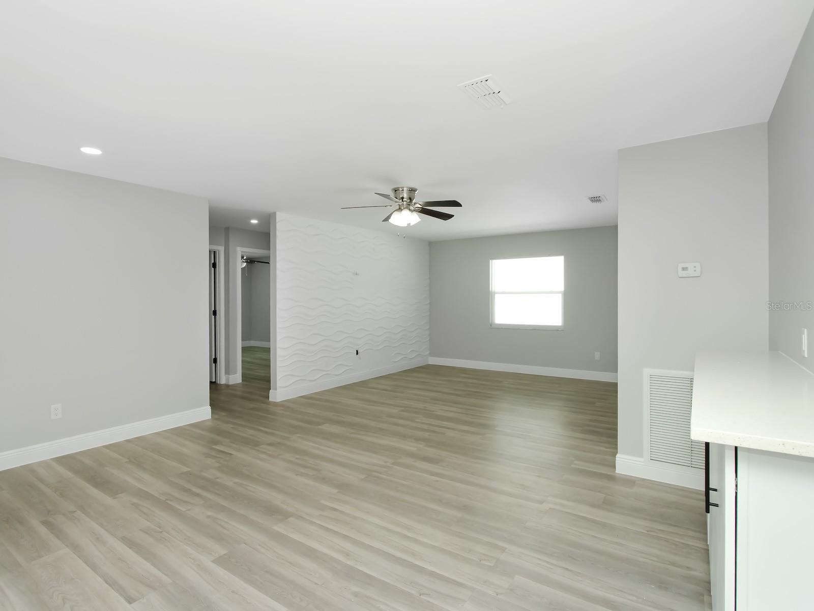 919 SYLVIA DR, DELTONA, FL, 32725