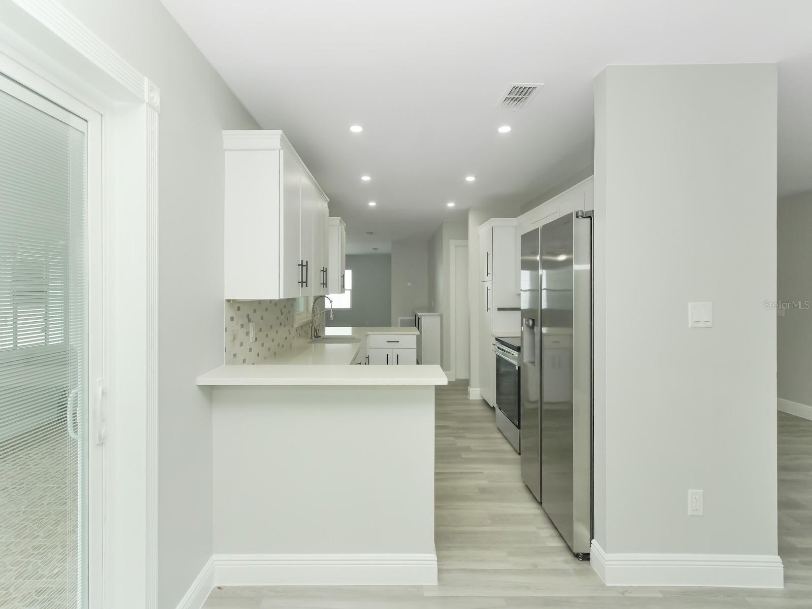 919 SYLVIA DR, DELTONA, FL, 32725