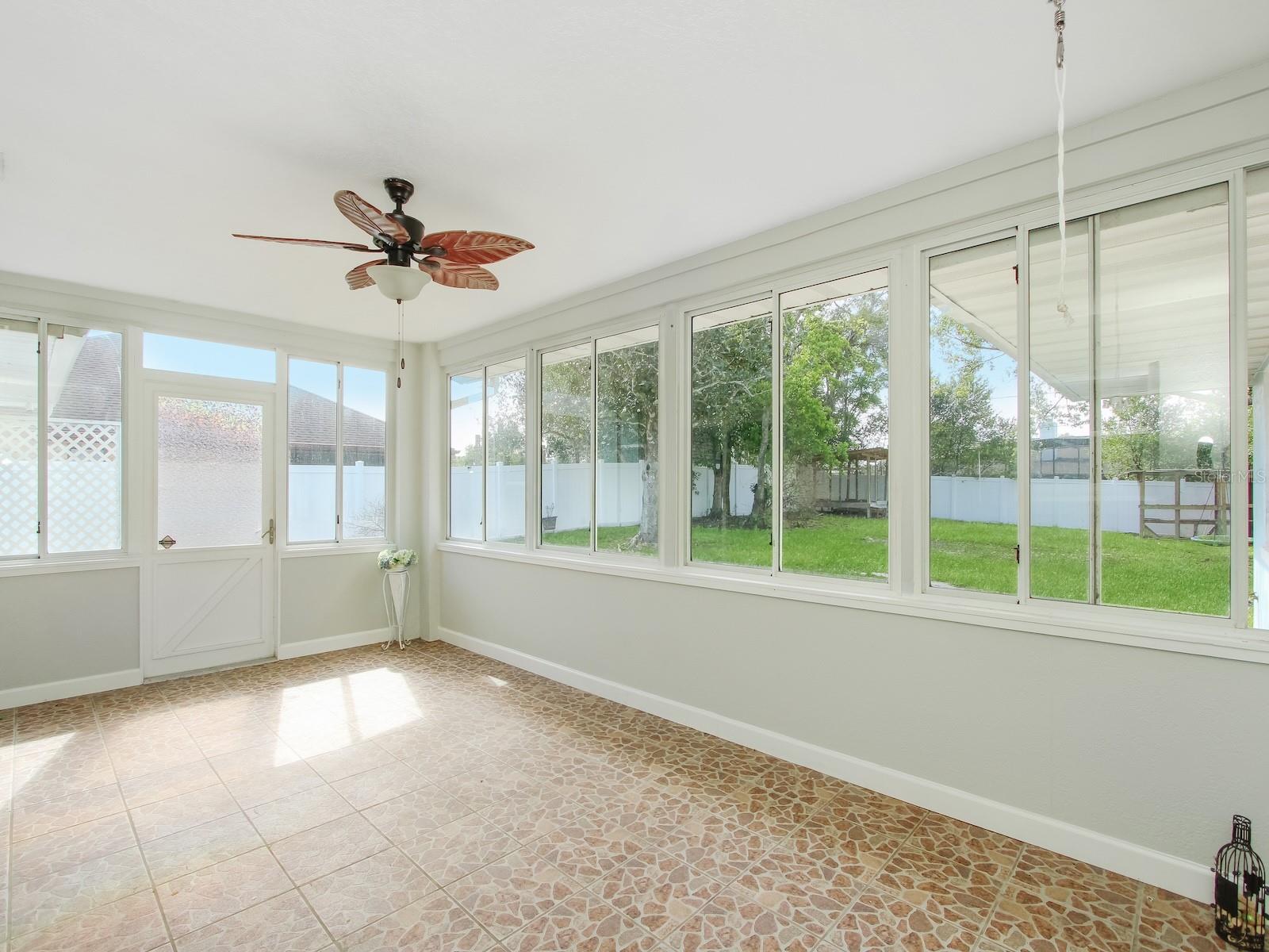 919 SYLVIA DR, DELTONA, FL, 32725