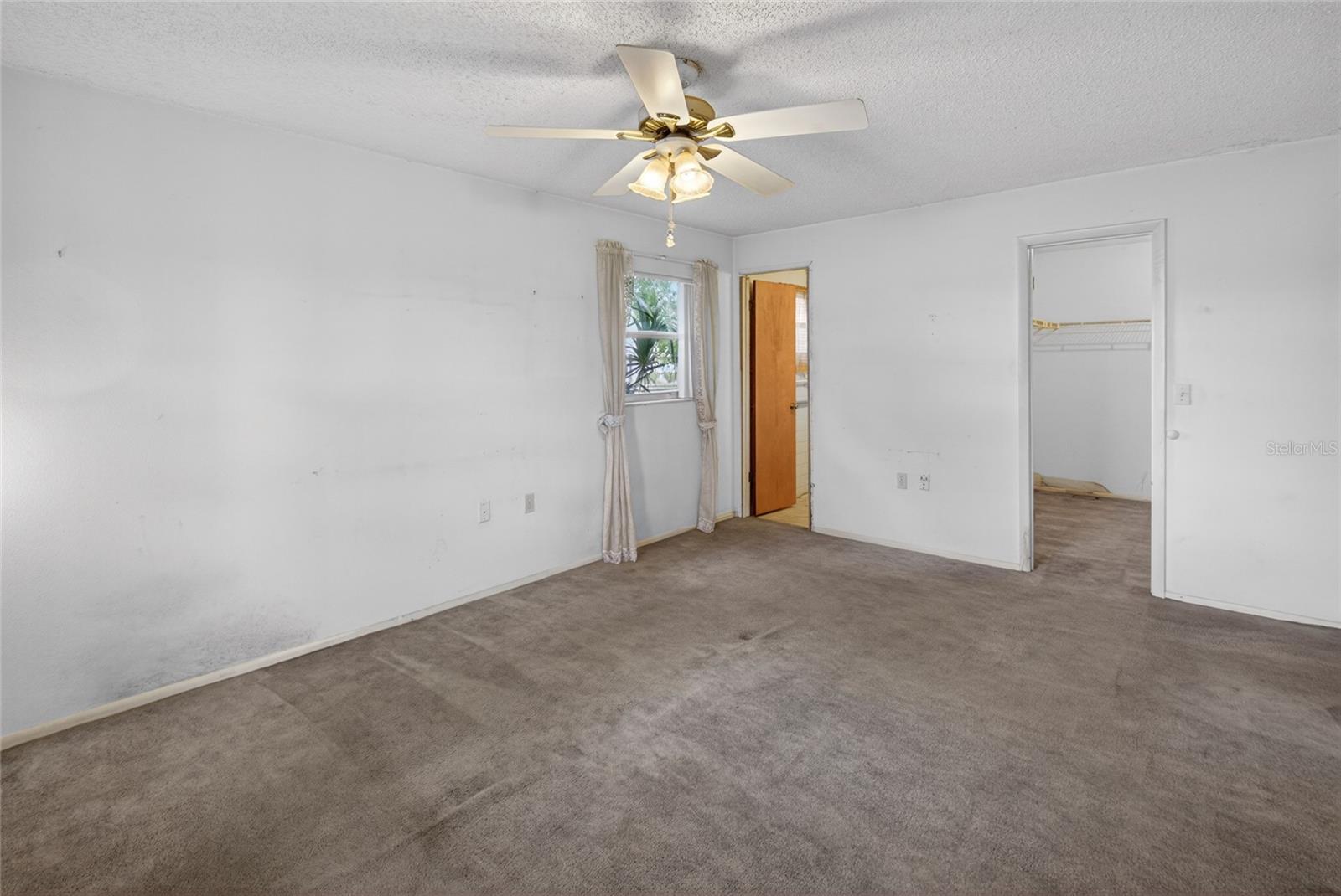 7252 LANDOVER DR, ZEPHYRHILLS, FL, 33540