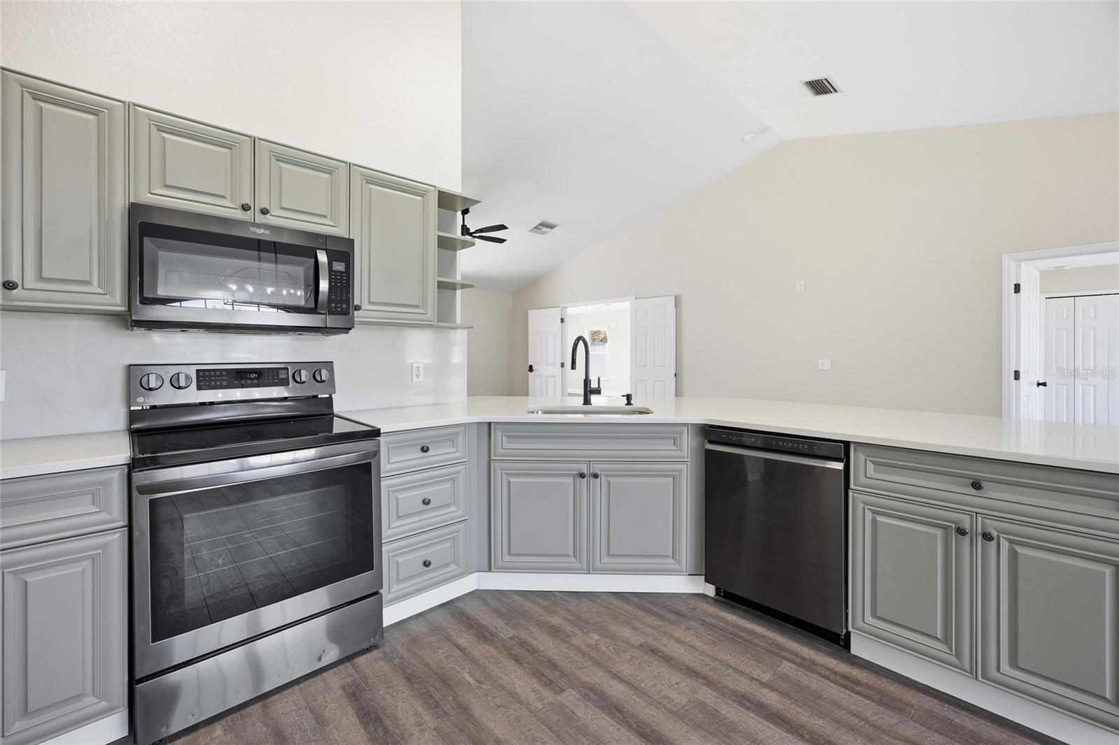 10058 SE 105TH PL, BELLEVIEW, FL, 34420