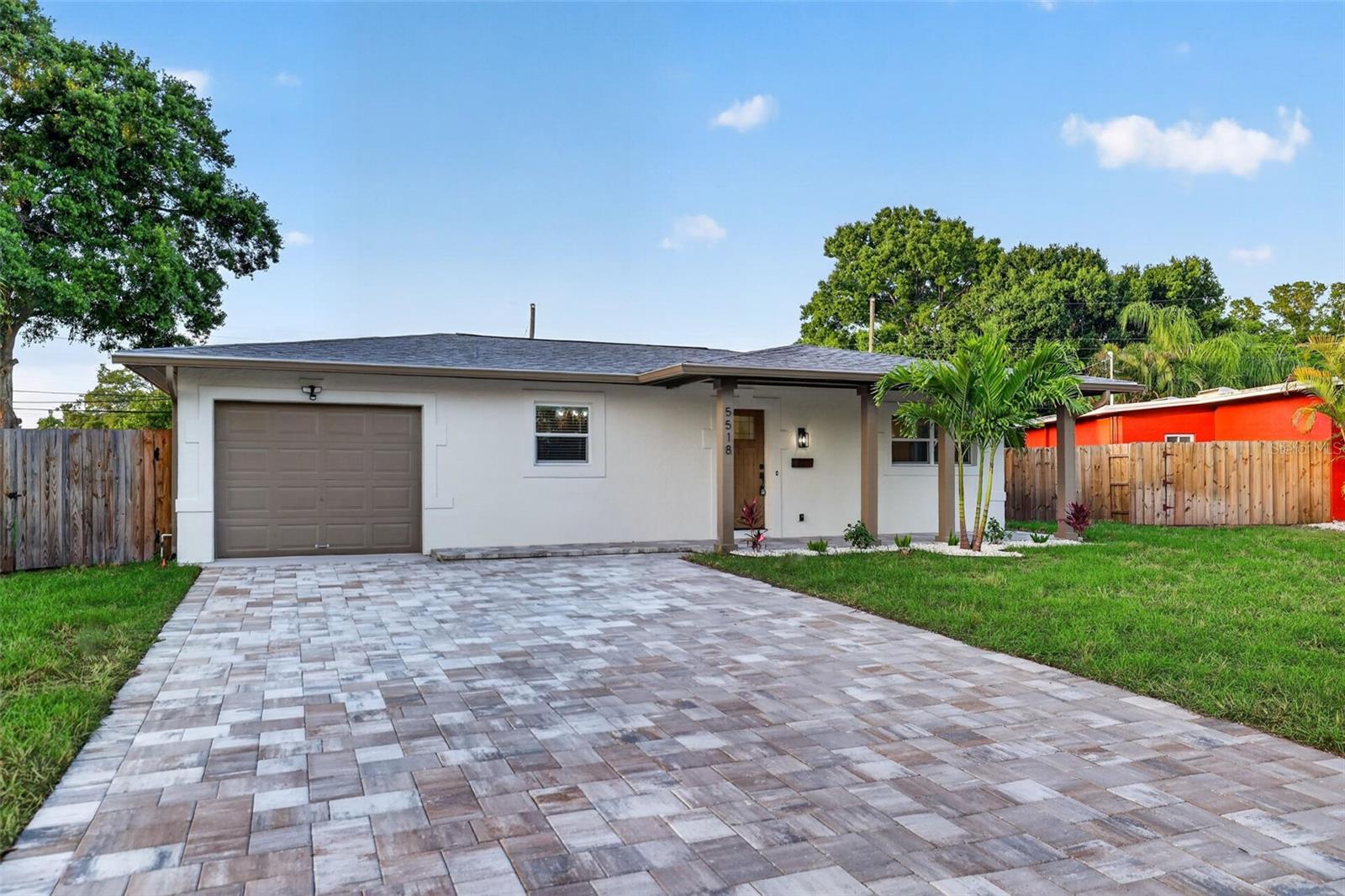 5518 PINE CIR NE, ST PETERSBURG, FL, 33703