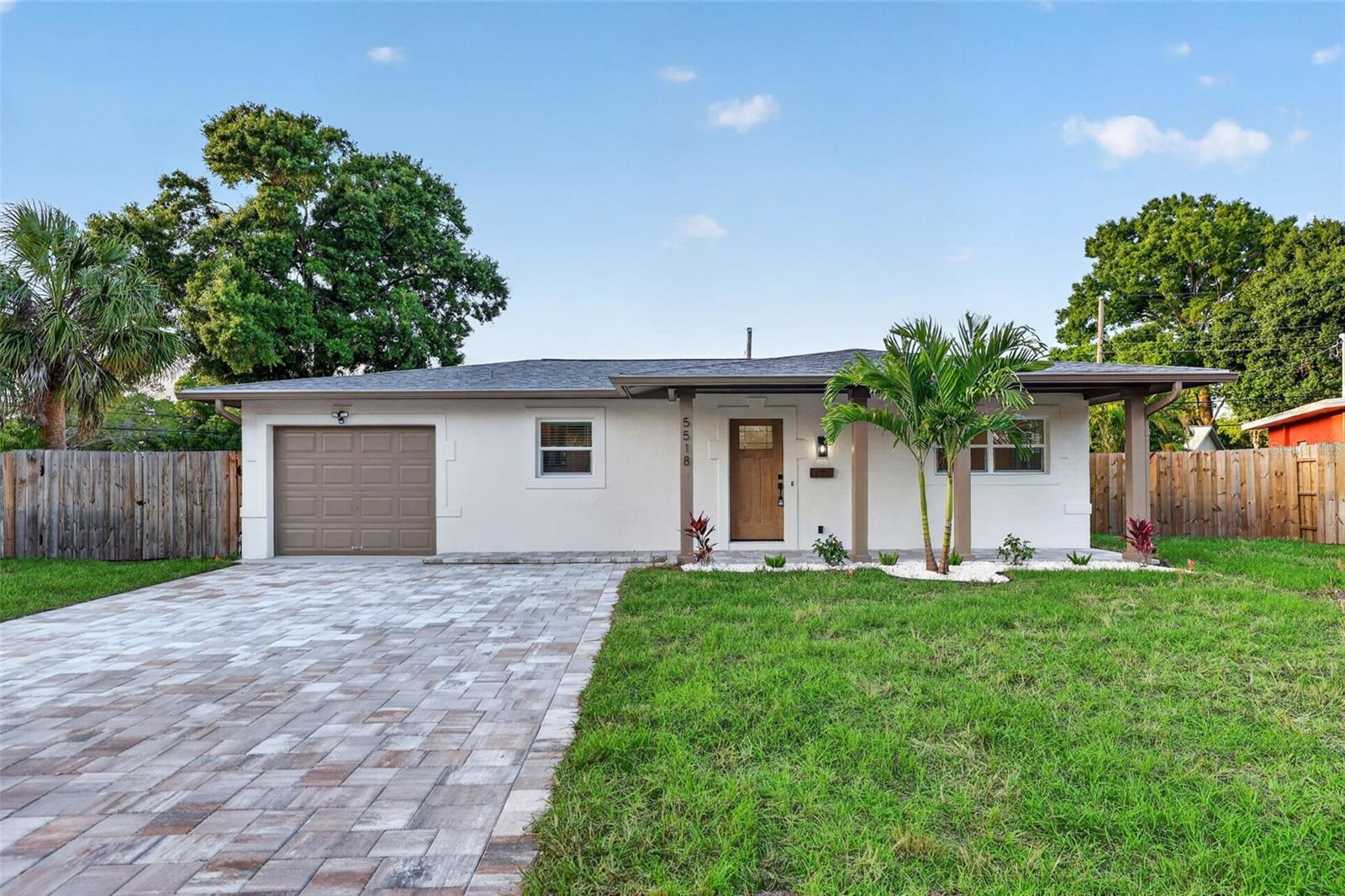 5518 PINE CIR NE, ST PETERSBURG, FL, 33703