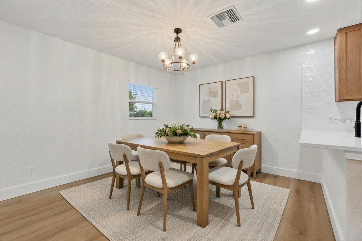 5518 PINE CIR NE, ST PETERSBURG, FL, 33703