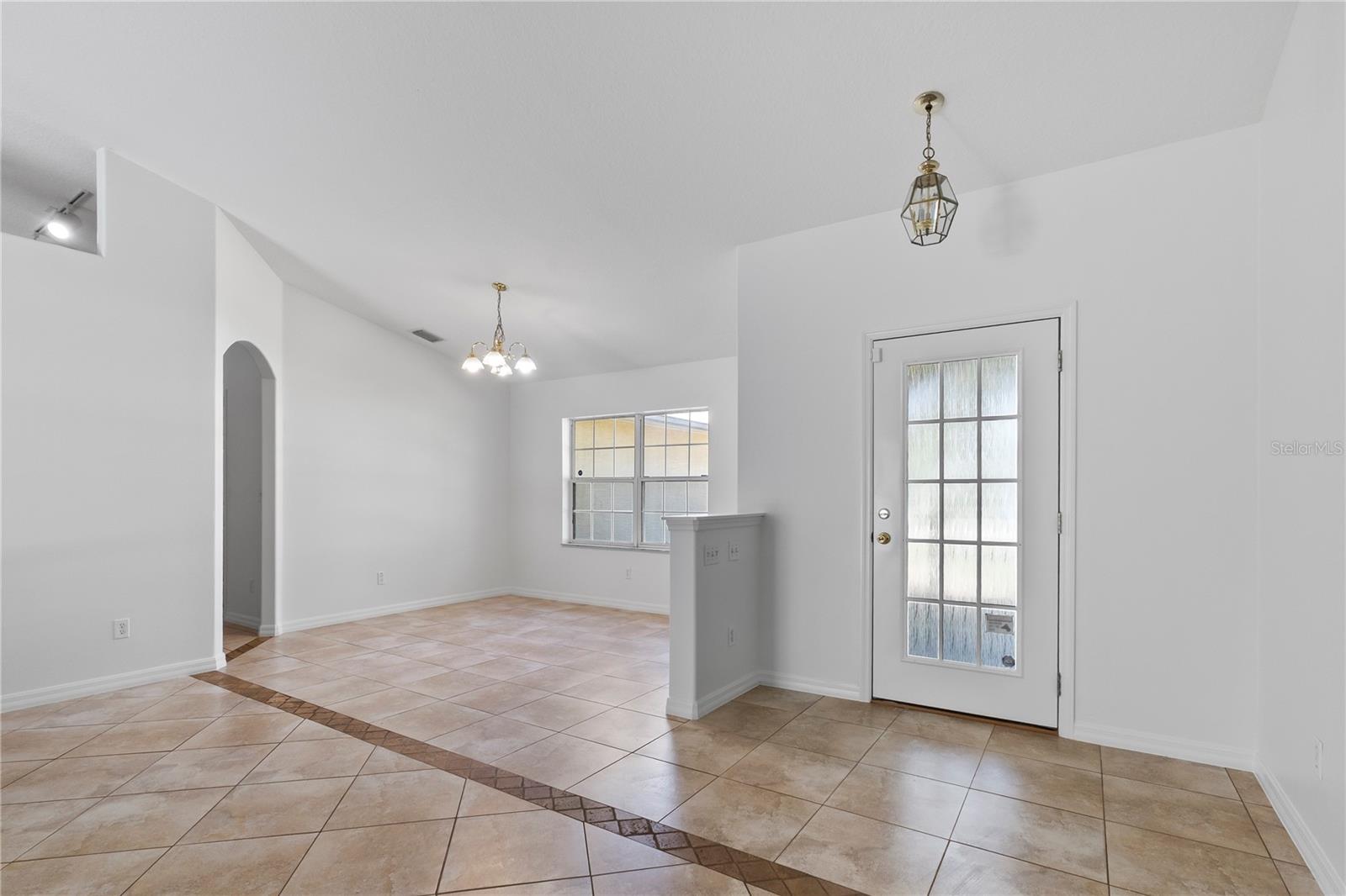 90 UNIVERSIAL TRL, PALM COAST, FL, 32164