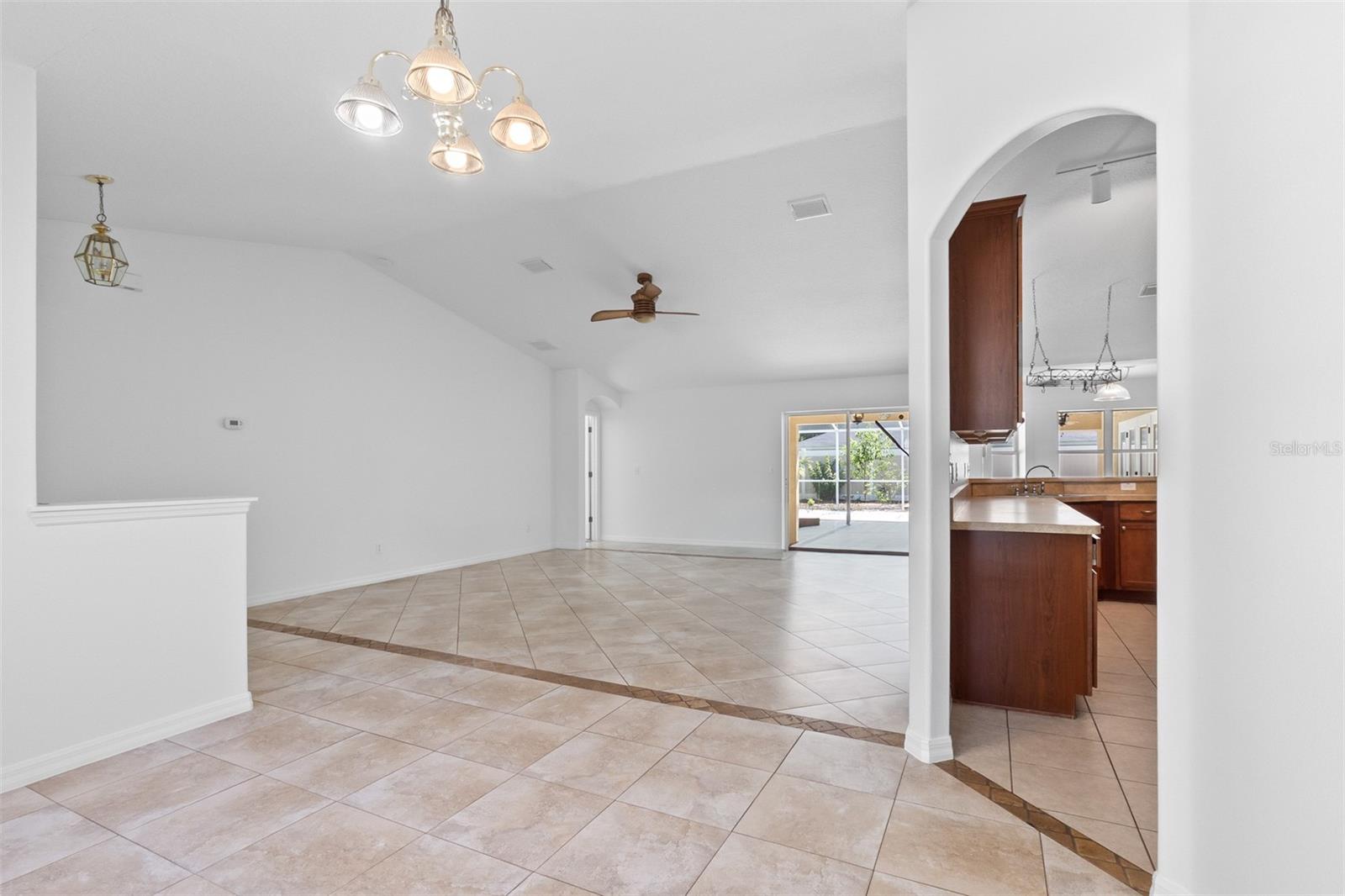 90 UNIVERSIAL TRL, PALM COAST, FL, 32164