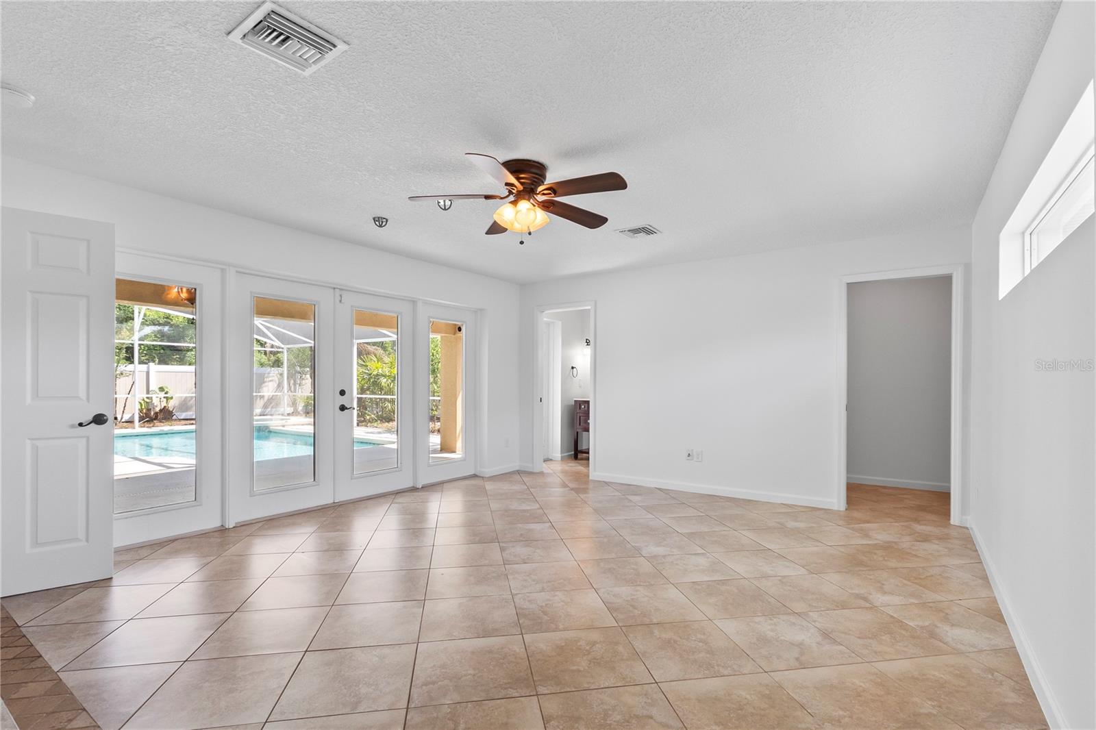 90 UNIVERSIAL TRL, PALM COAST, FL, 32164