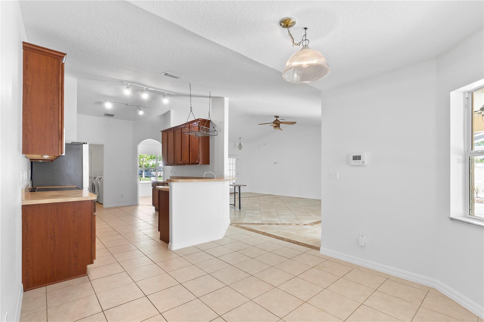 90 UNIVERSIAL TRL, PALM COAST, FL, 32164