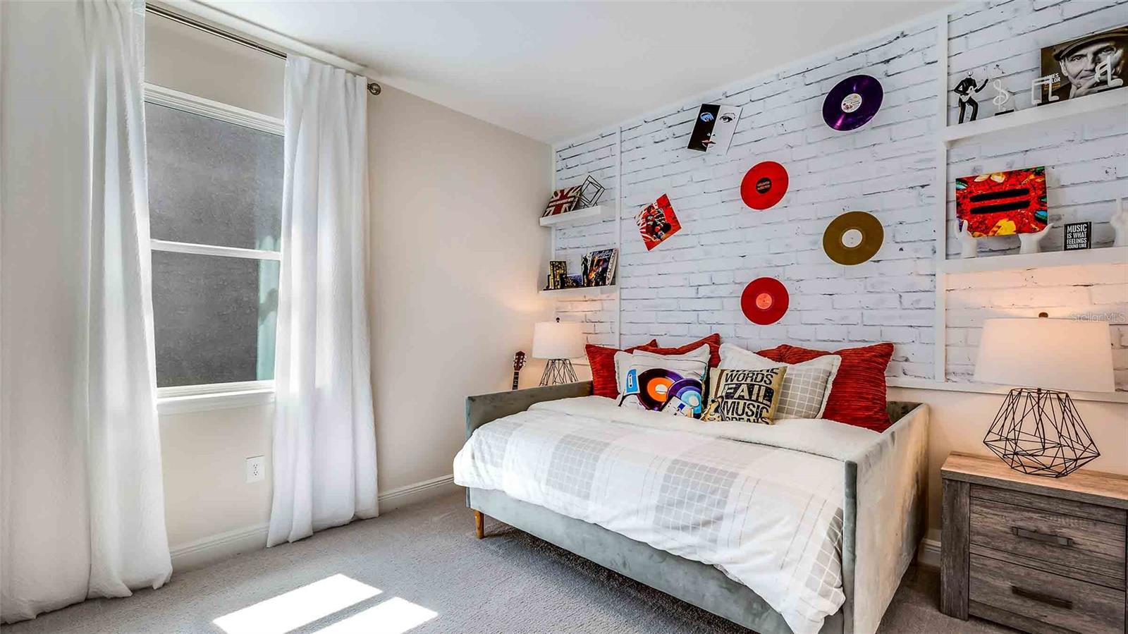 17135 JAMES TRL, PARRISH, FL, 34219